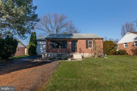 Photo of 1915 Wabank Road, MILLERSVILLE, PA 17551 (MLS # PALA2064762)