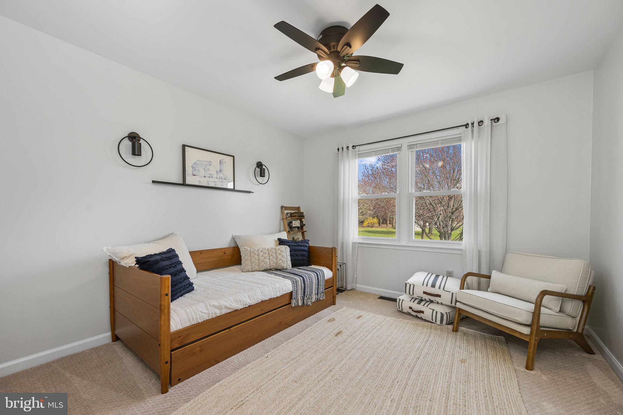 LAKEVIEW - Residential