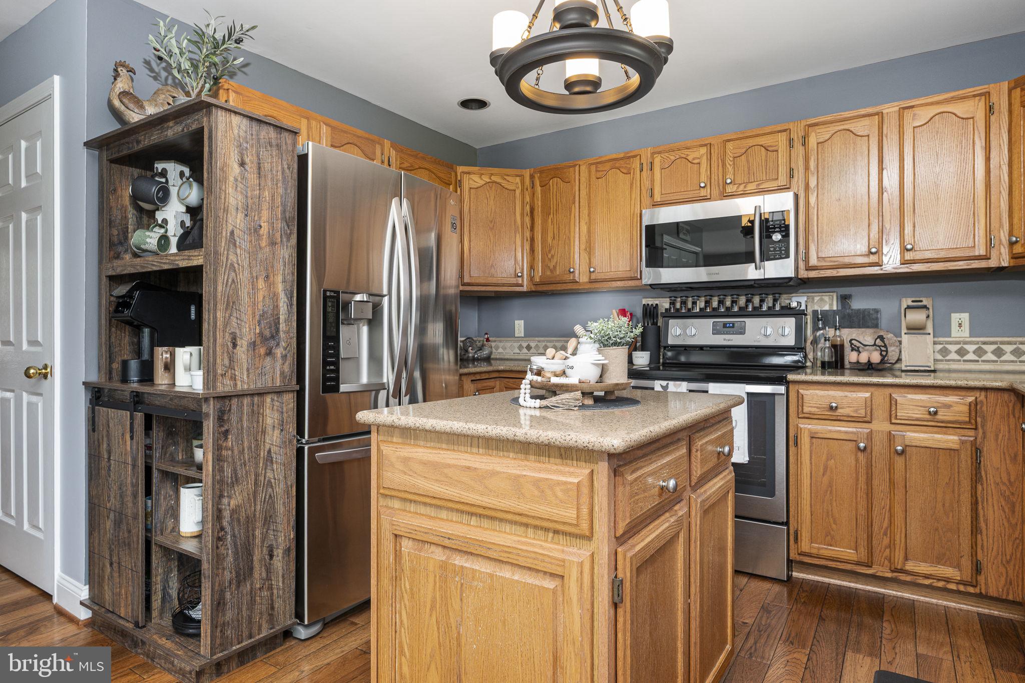 LAKEVIEW - Residential