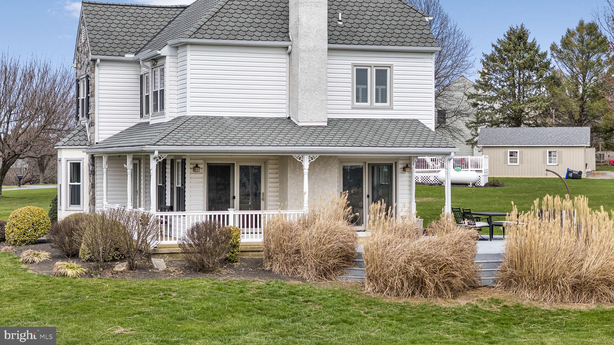 LAKEVIEW - Residential