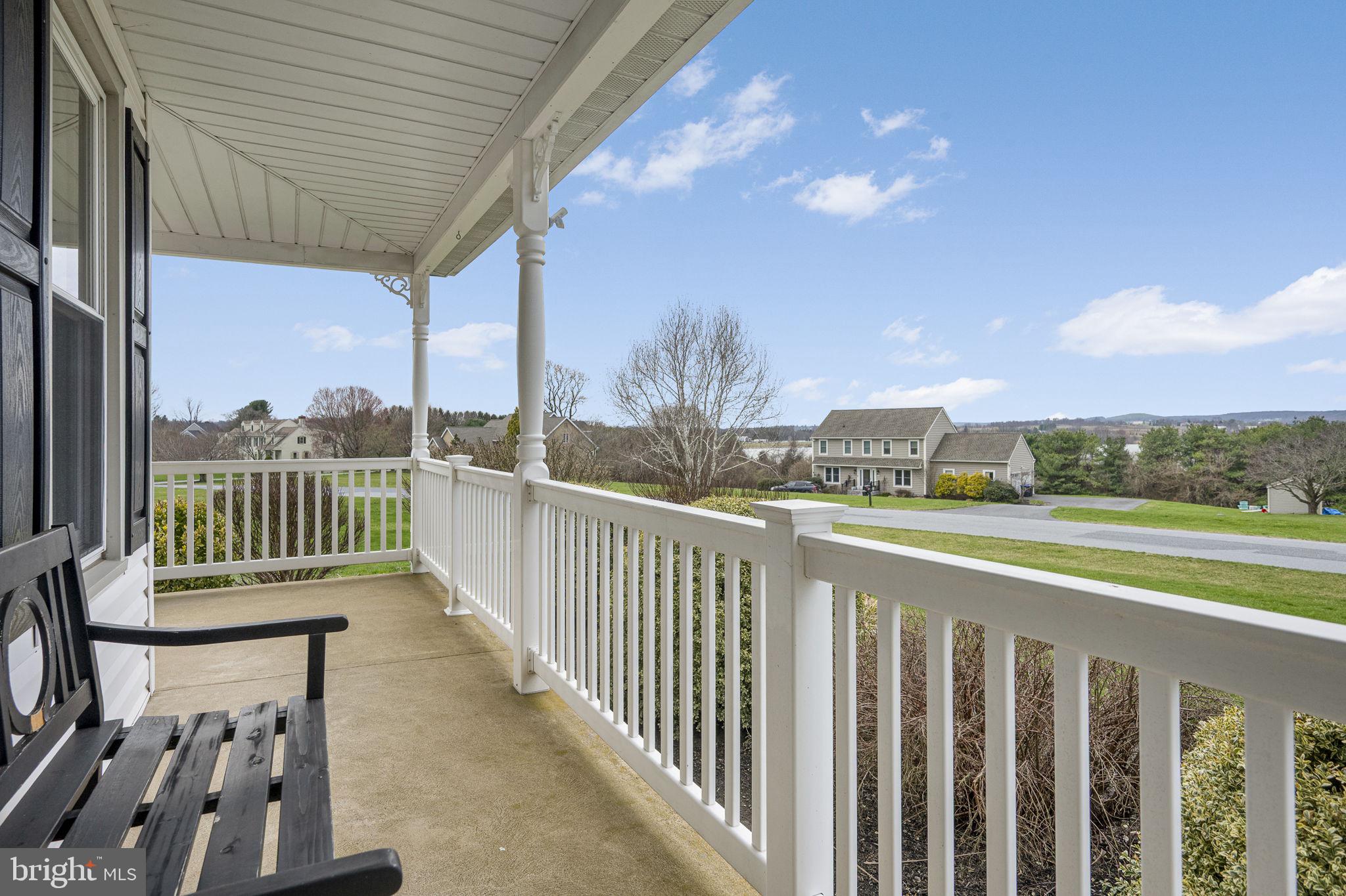 LAKEVIEW - Residential