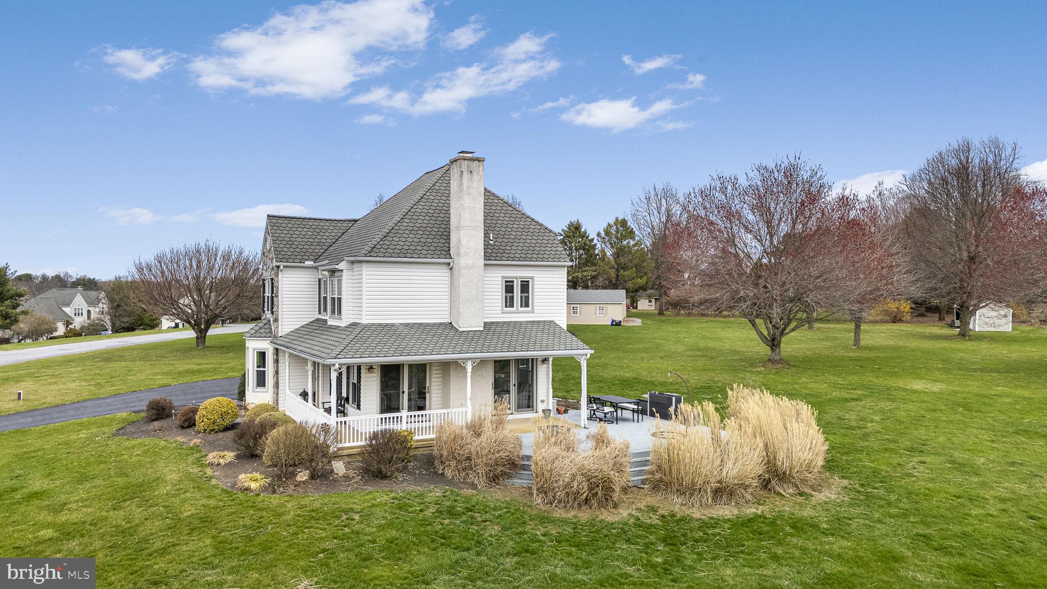 LAKEVIEW - Residential