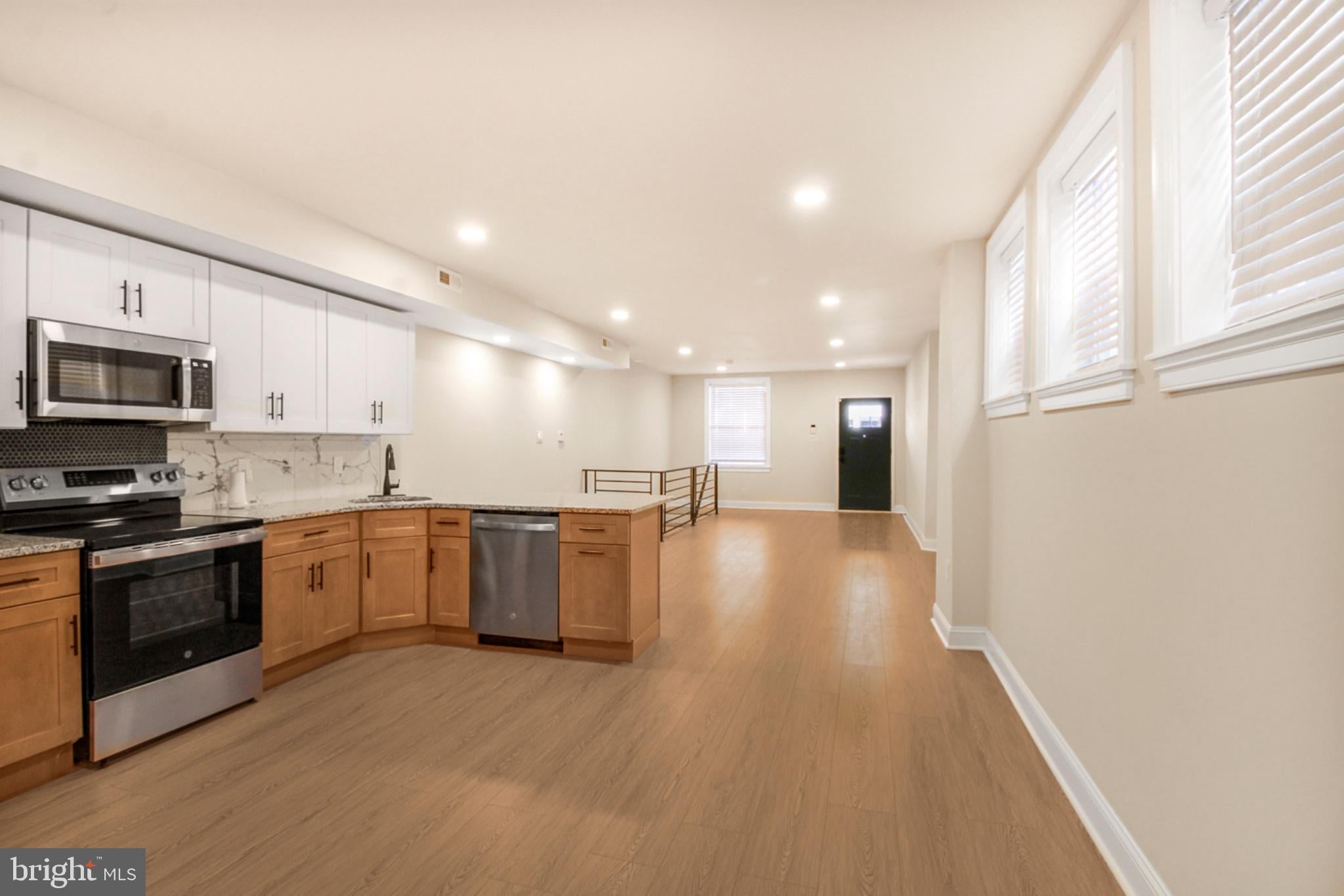 1402 S 54TH STREET