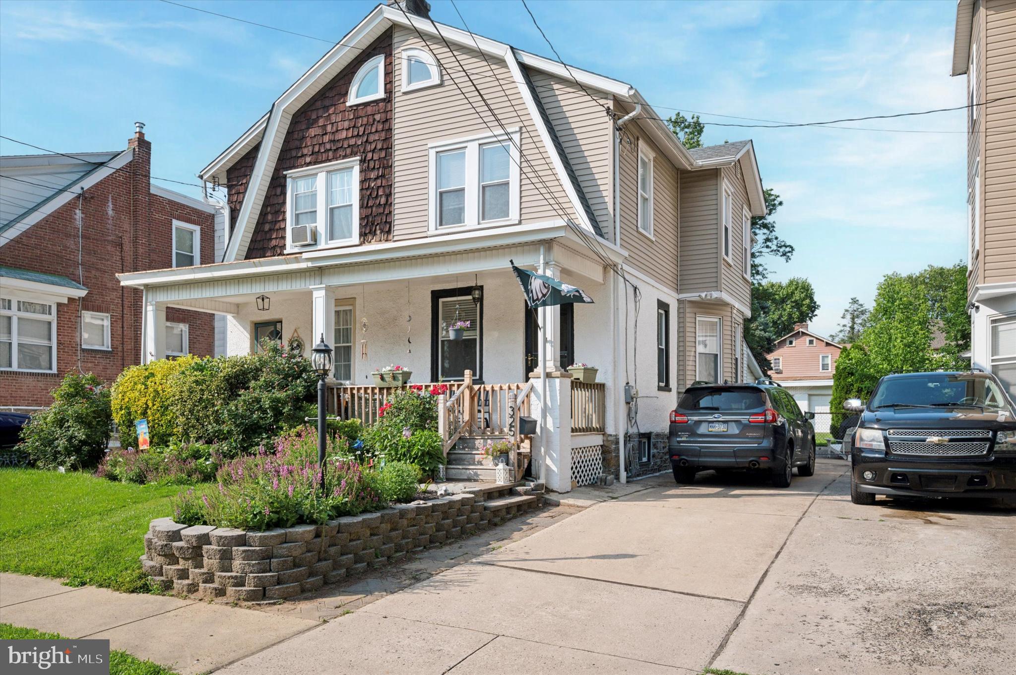 325 BEECHER AVENUE