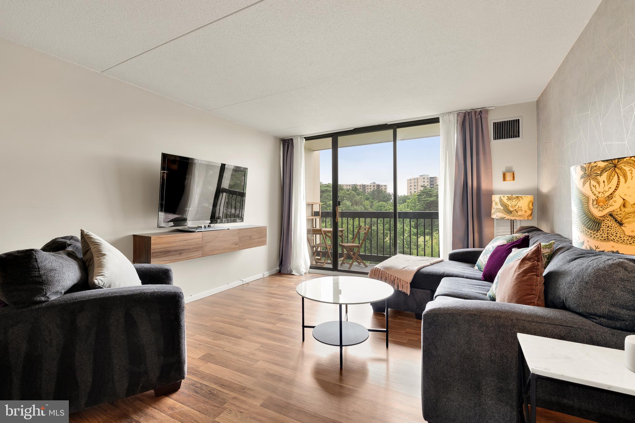 SENTINEL OF LANDMARK - Residential