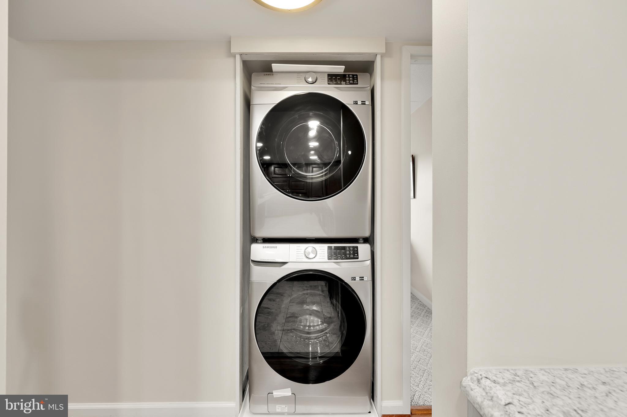 SENTINEL OF LANDMARK - Residential