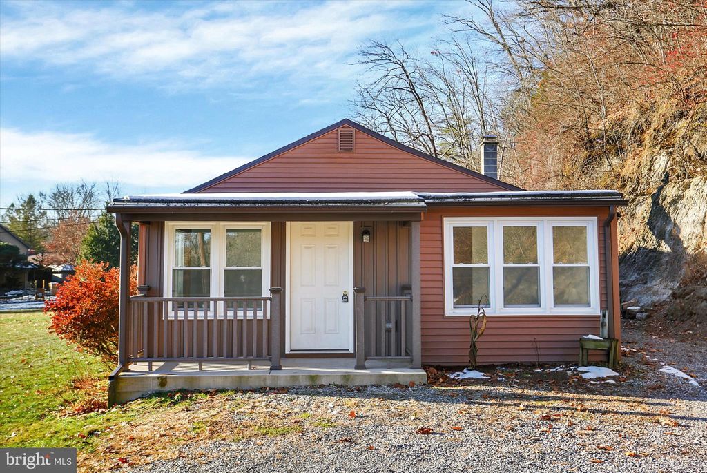 Photo of 1667 - 1679 Route 204, SELINSGROVE, PA 17870 (MLS # PASY2002566)