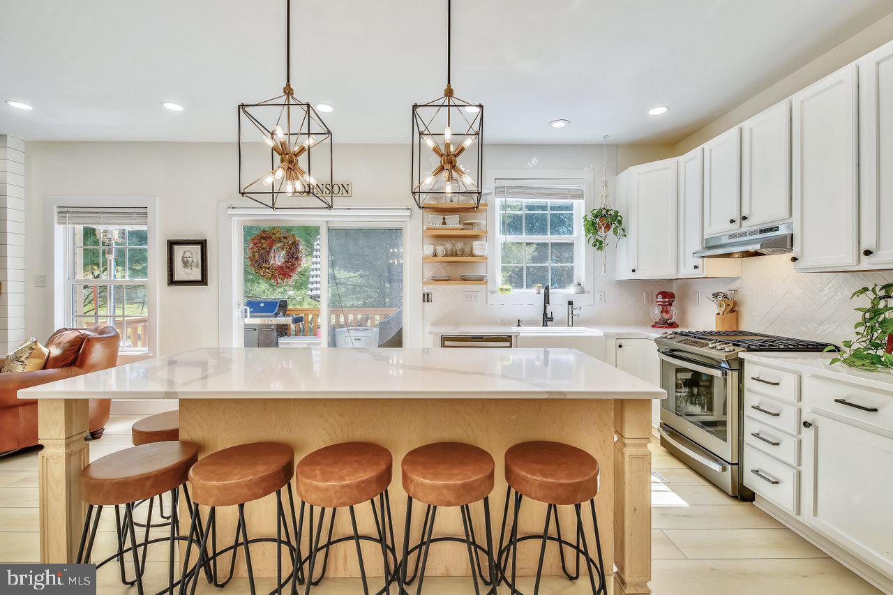 HARBOR POINTE - Residential