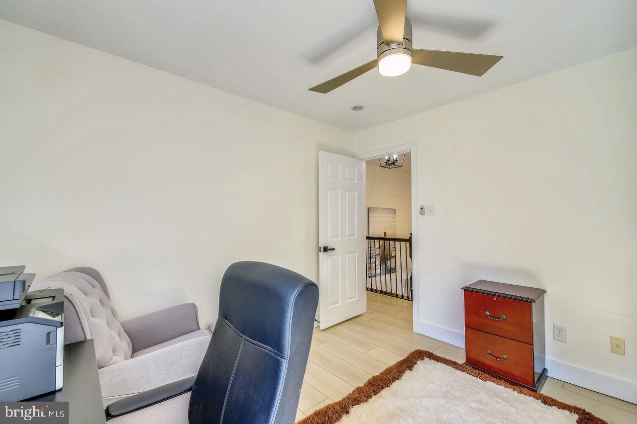 HARBOR POINTE - Residential