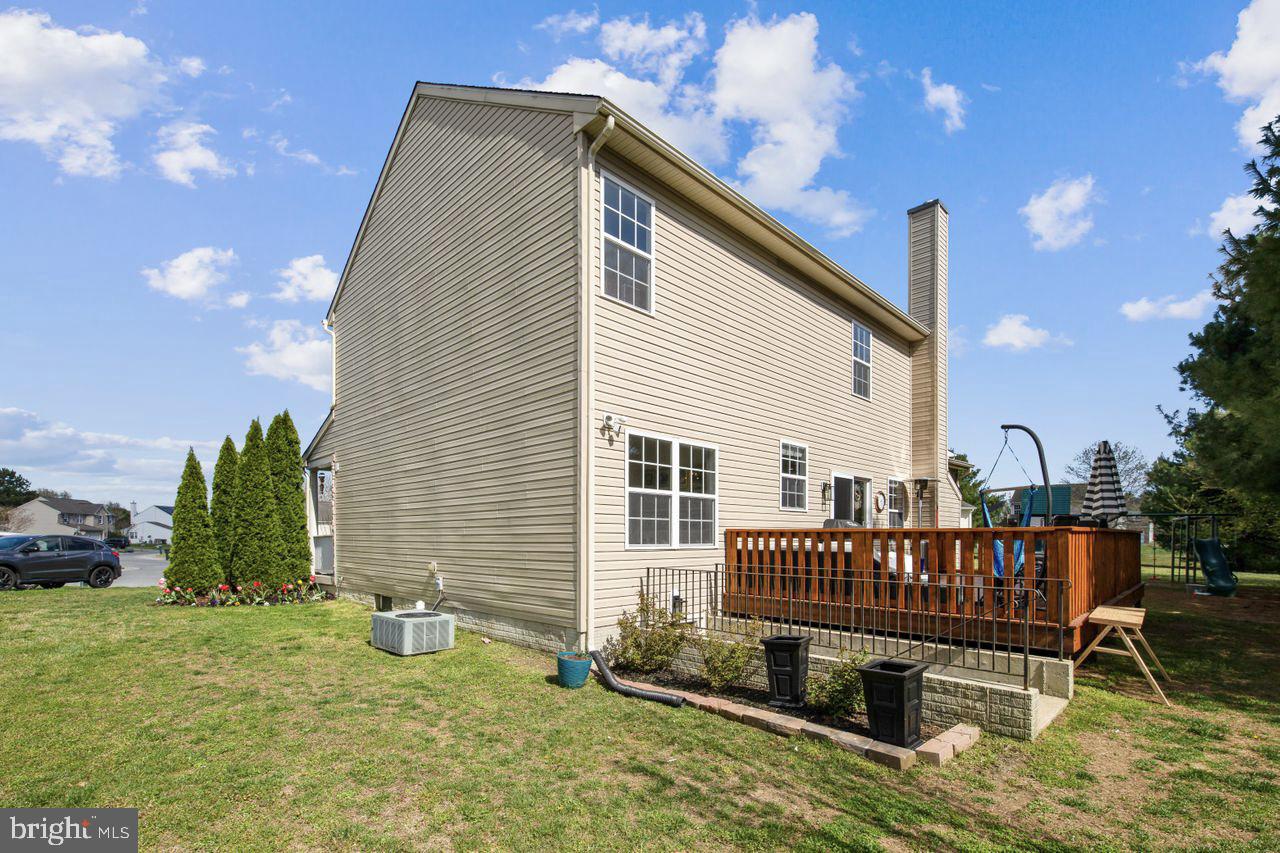 HARBOR POINTE - Residential