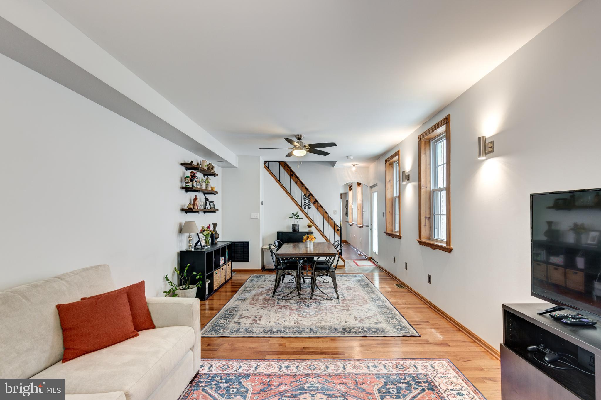 LOCUST POINT - Residential