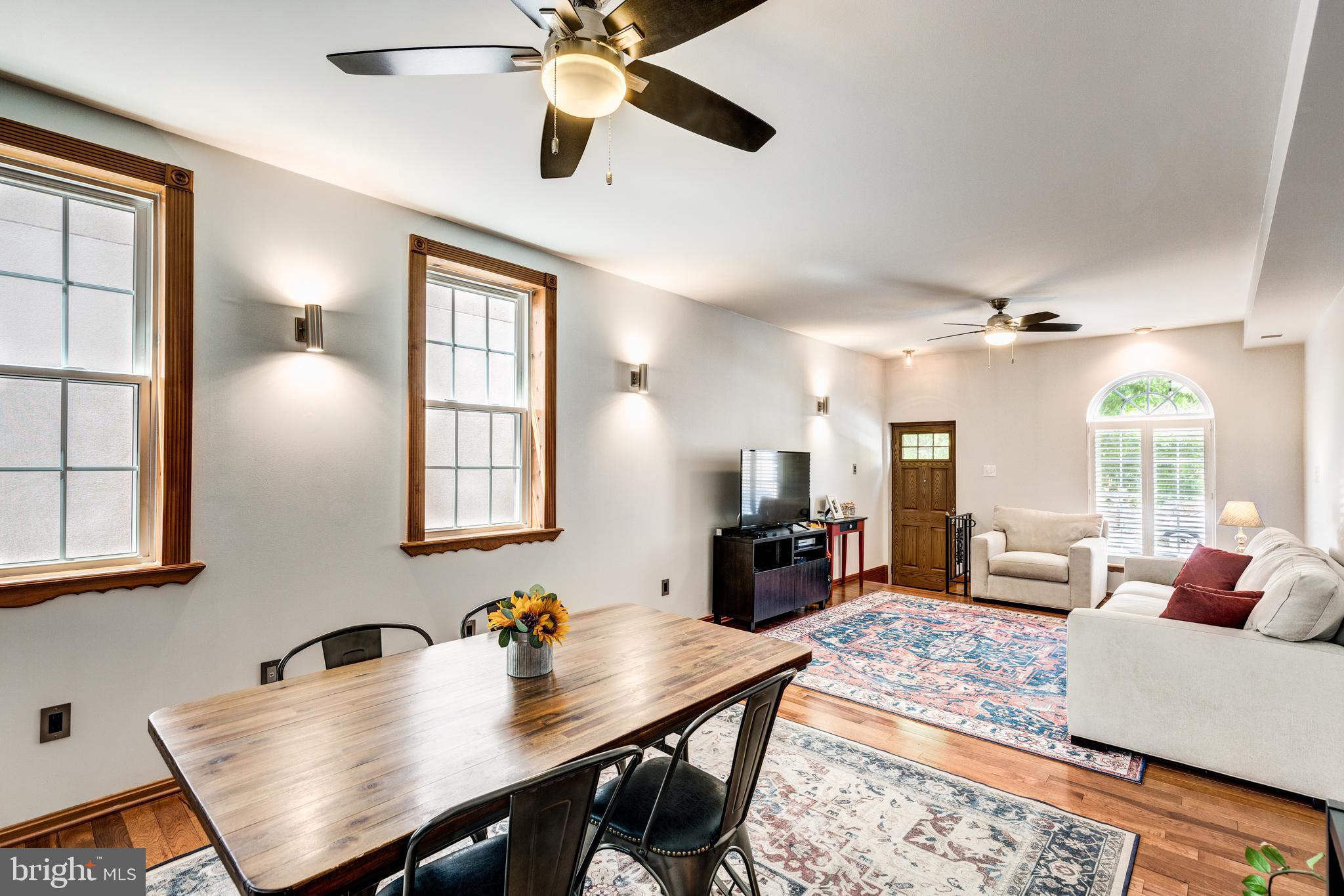 LOCUST POINT - Residential