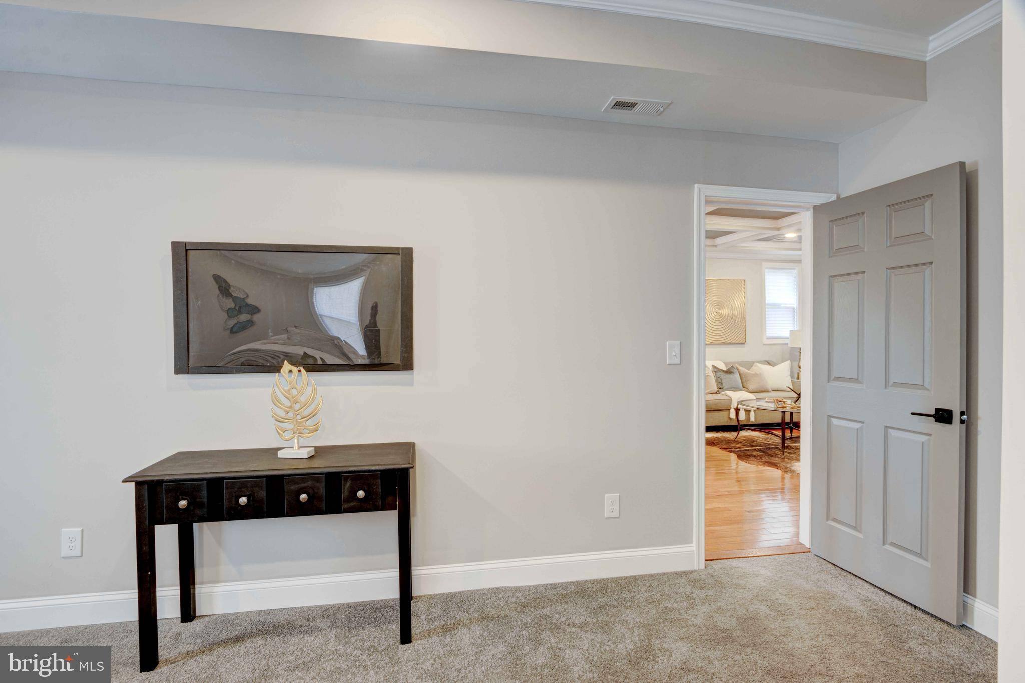 HOWARD PARK - Residential