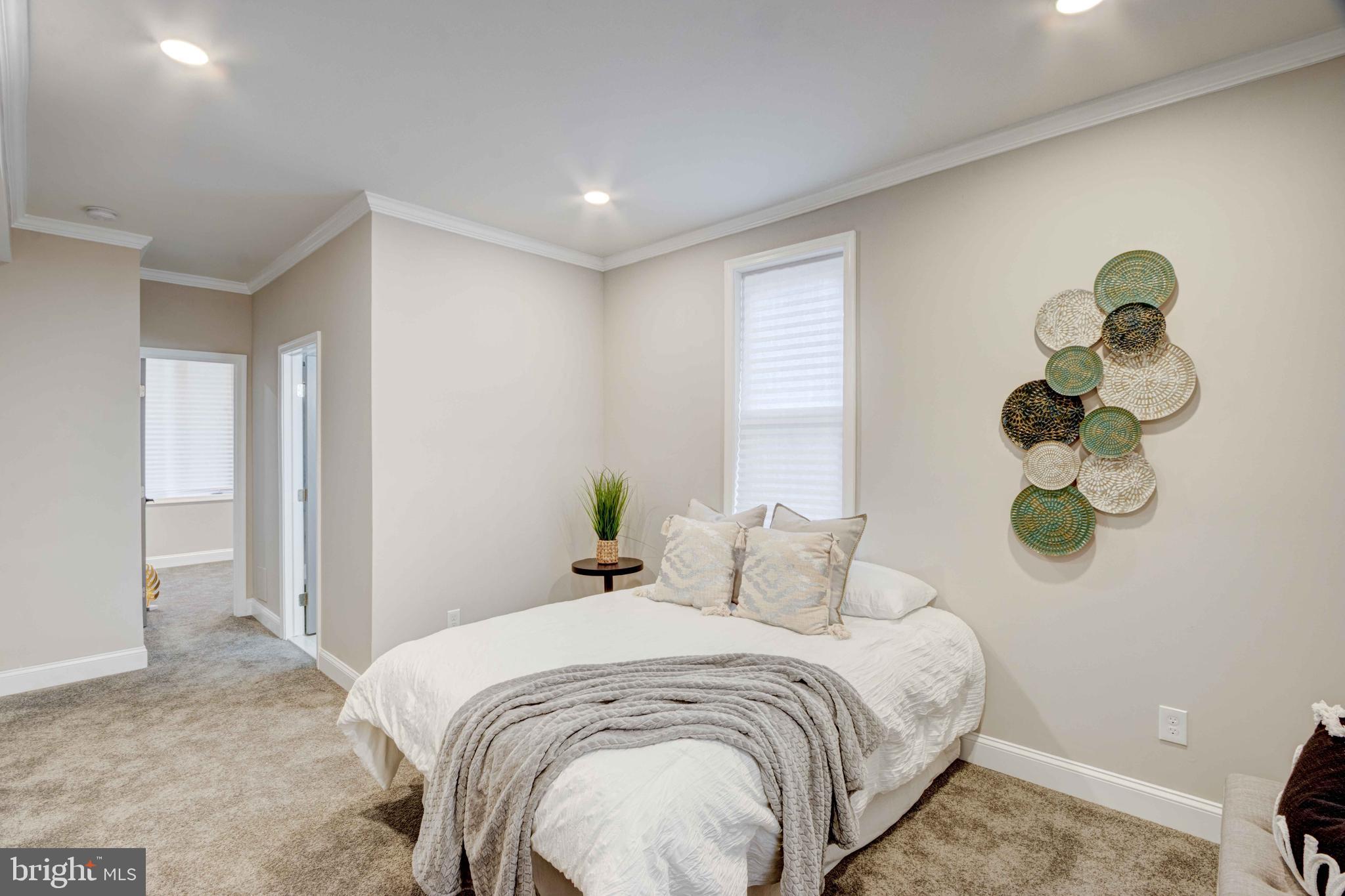 HOWARD PARK - Residential