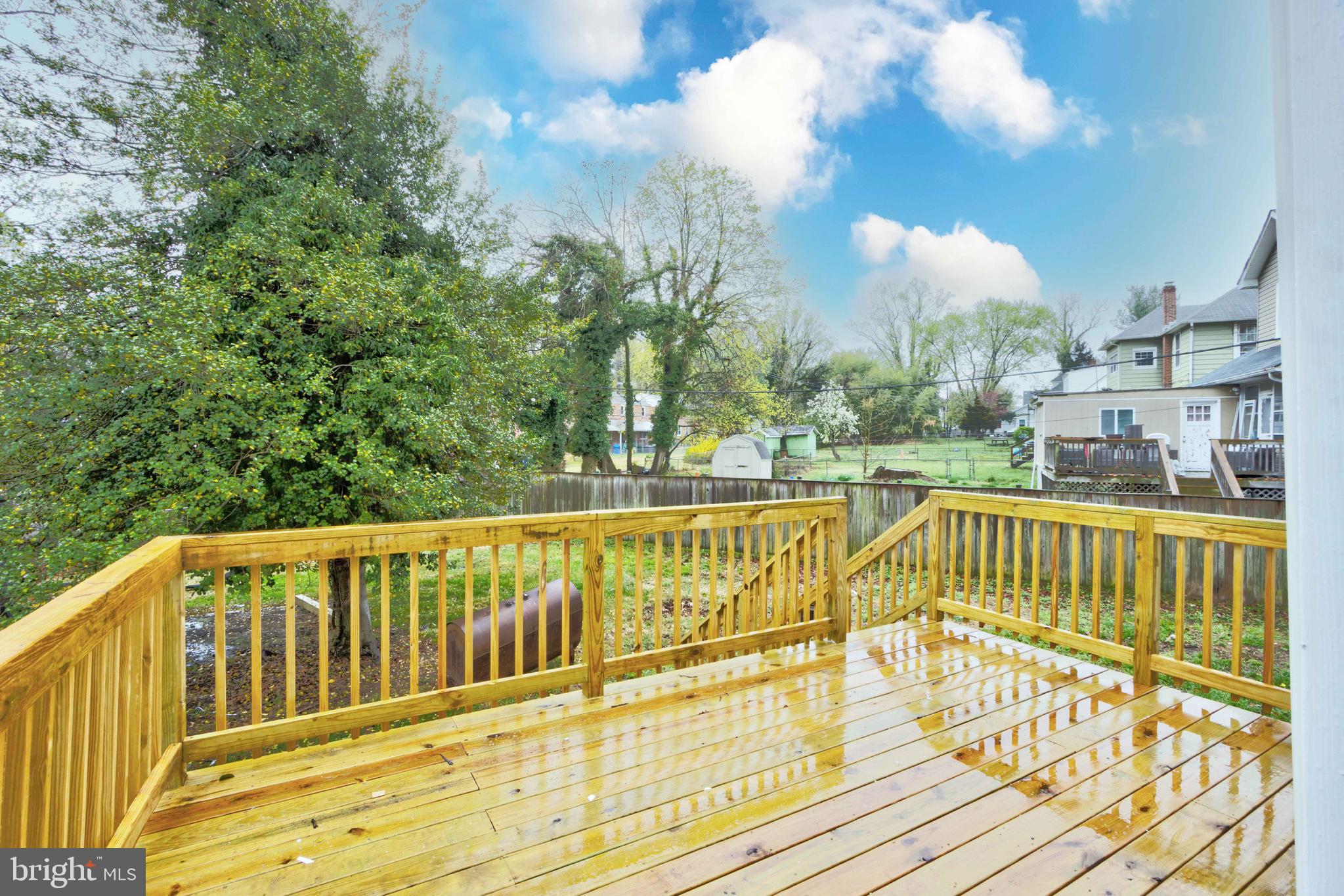 HOWARD PARK - Residential