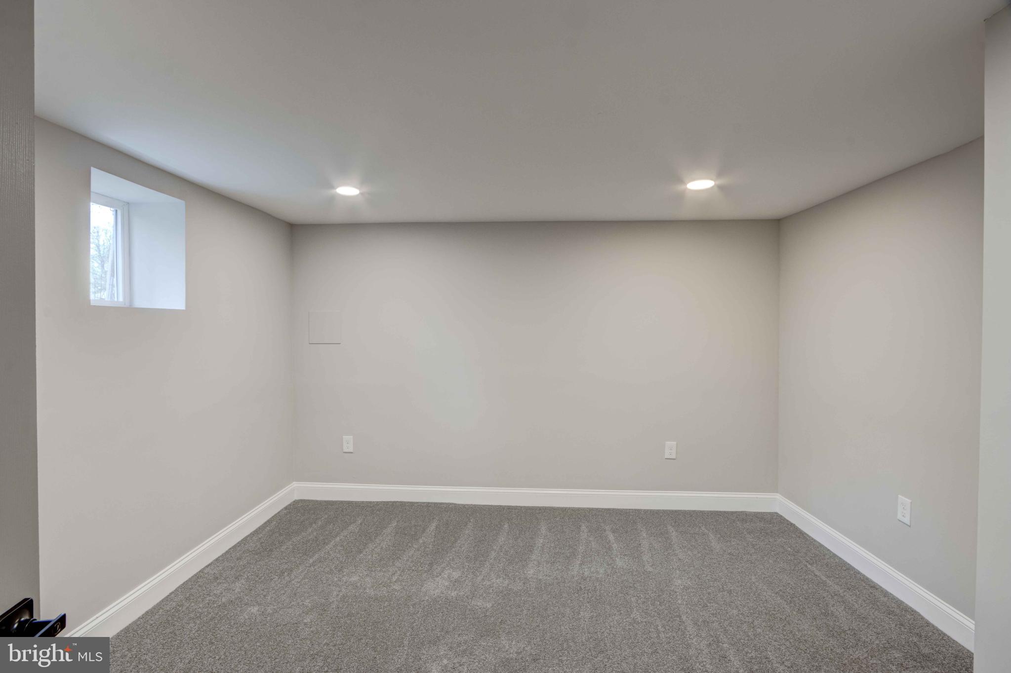 HOWARD PARK - Residential
