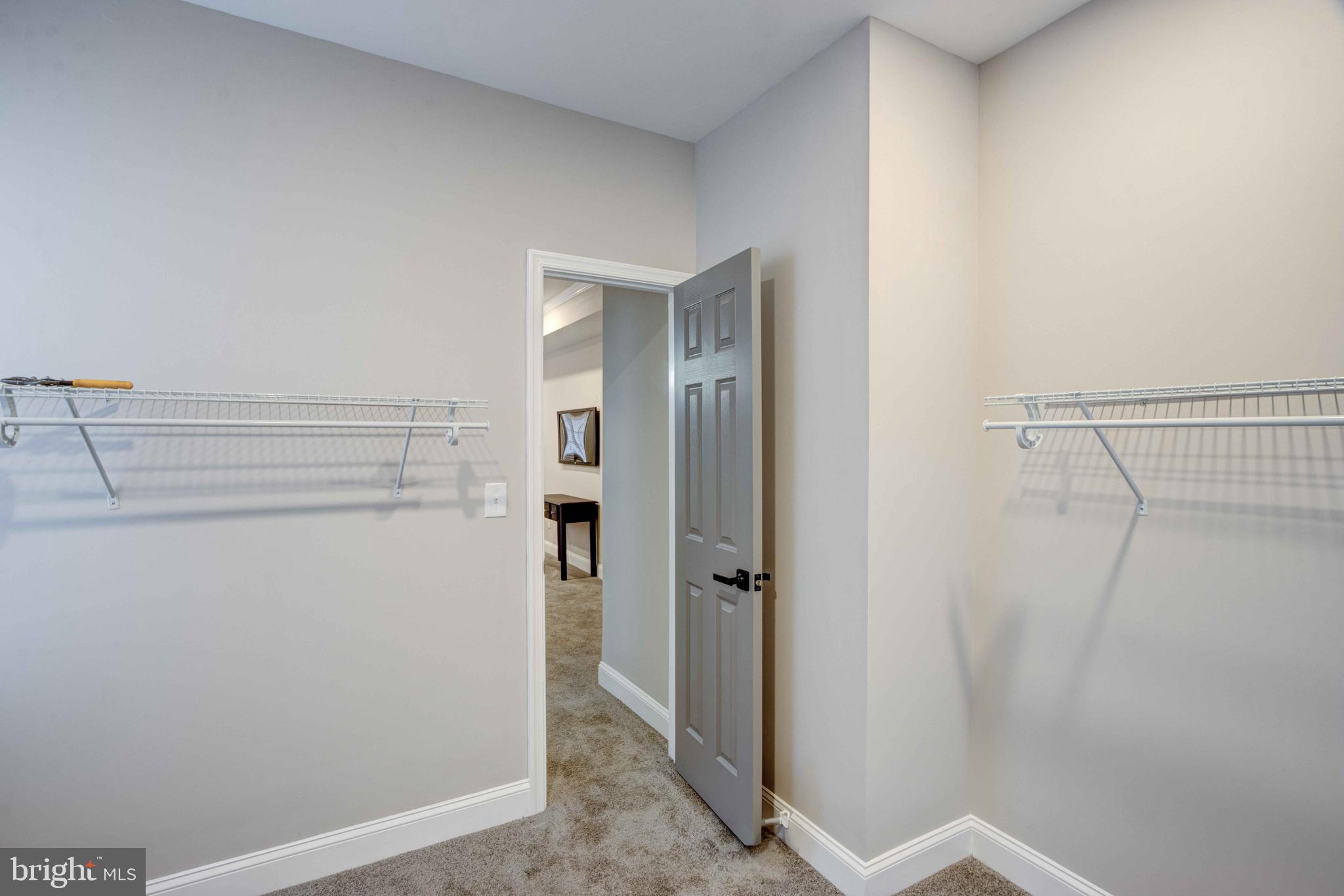 HOWARD PARK - Residential