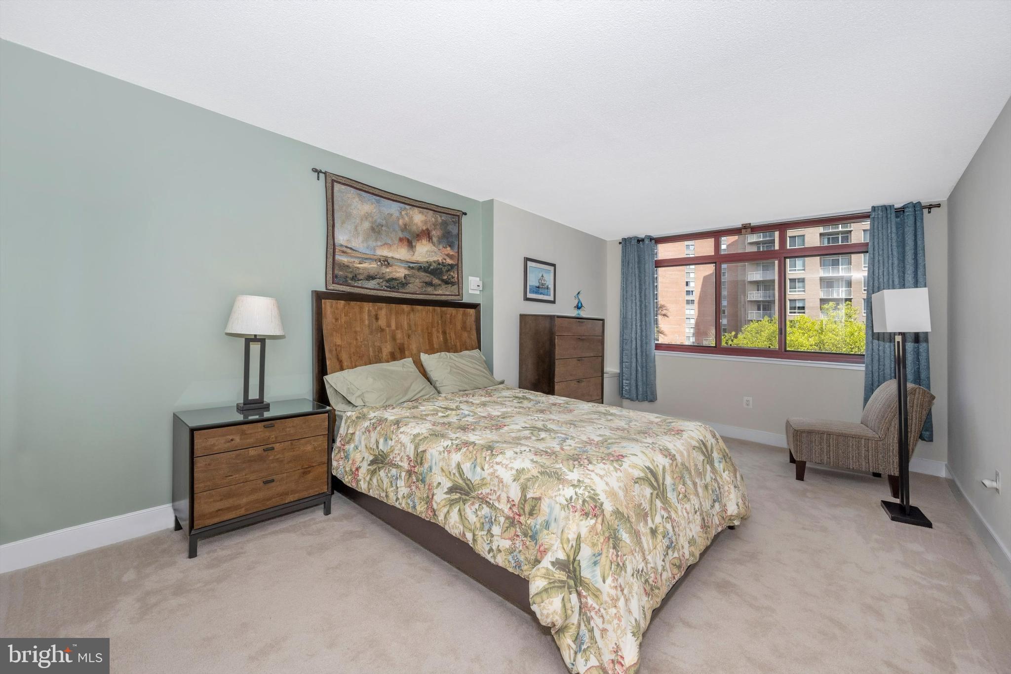 MICA AT SILVER SPRING METRO - Residential