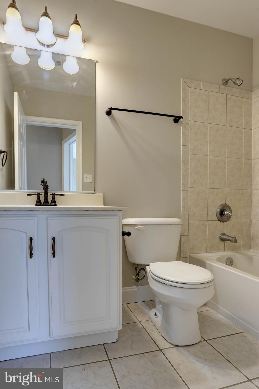 HAMILTON HEIGHTS - Residential