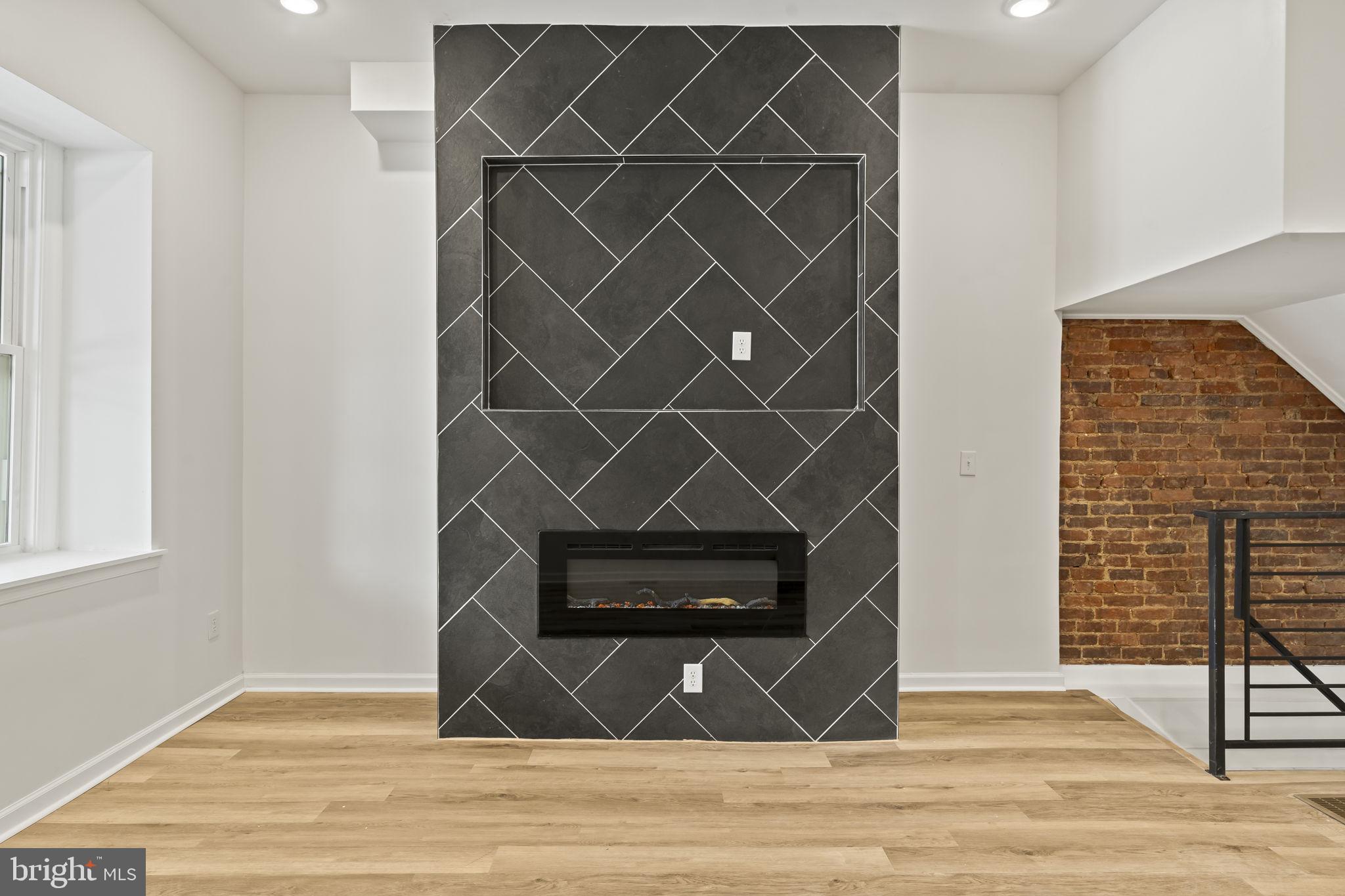 GERMANTOWN - Residential