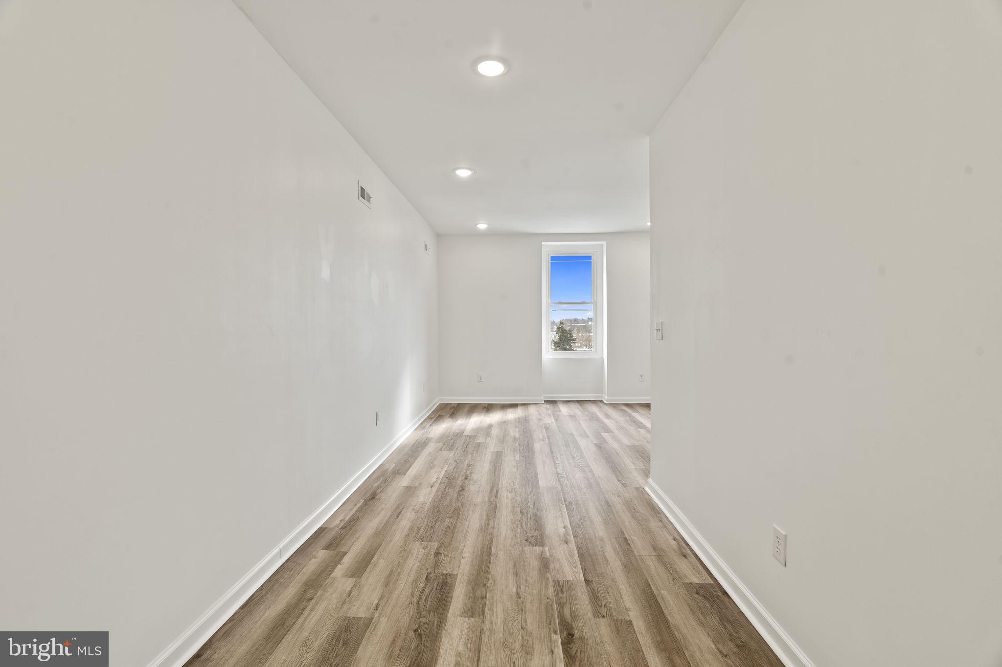 GERMANTOWN - Residential