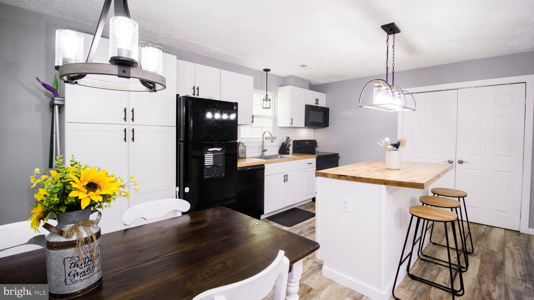 WHITE SANDS - Residential