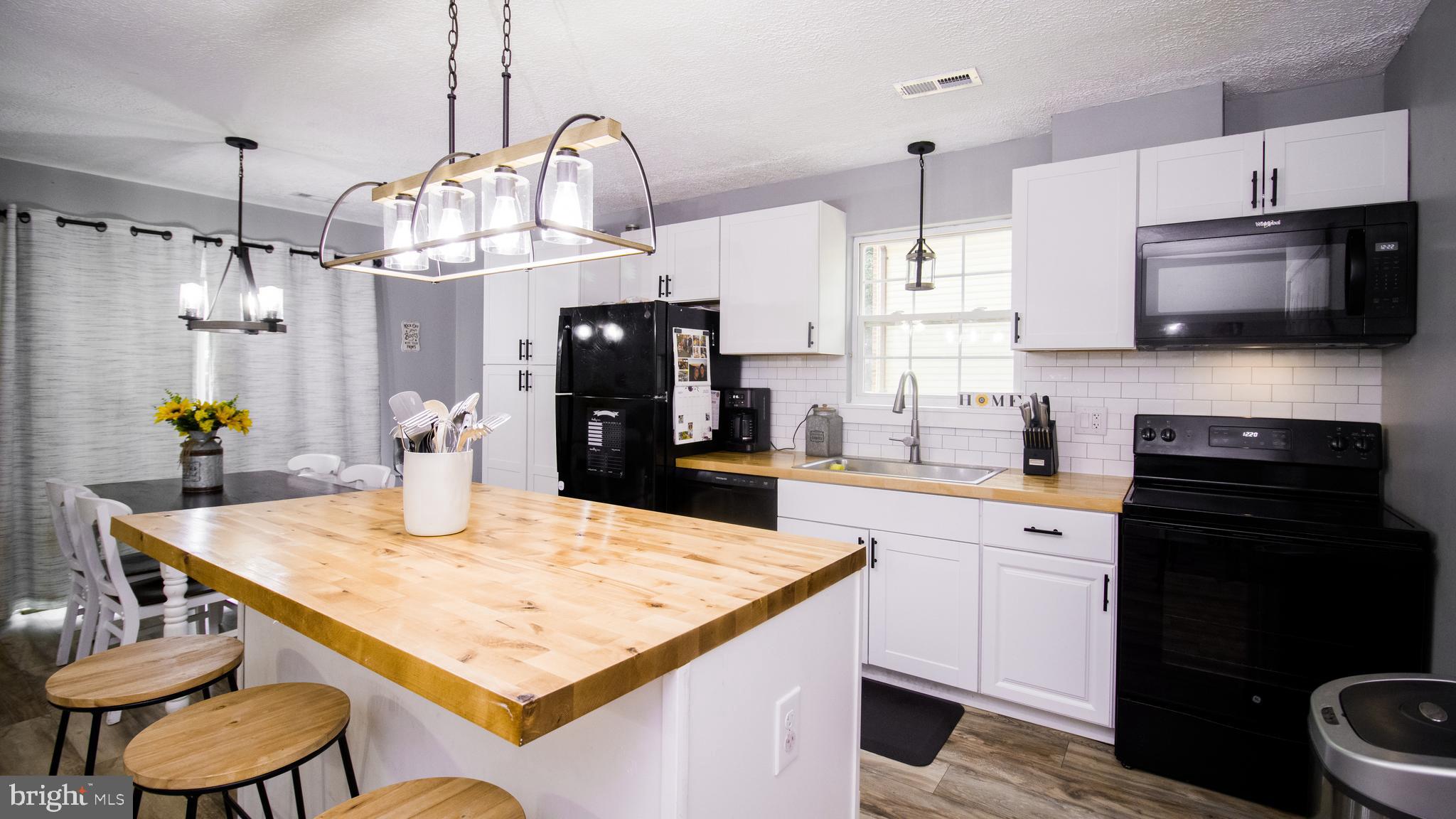 WHITE SANDS - Residential