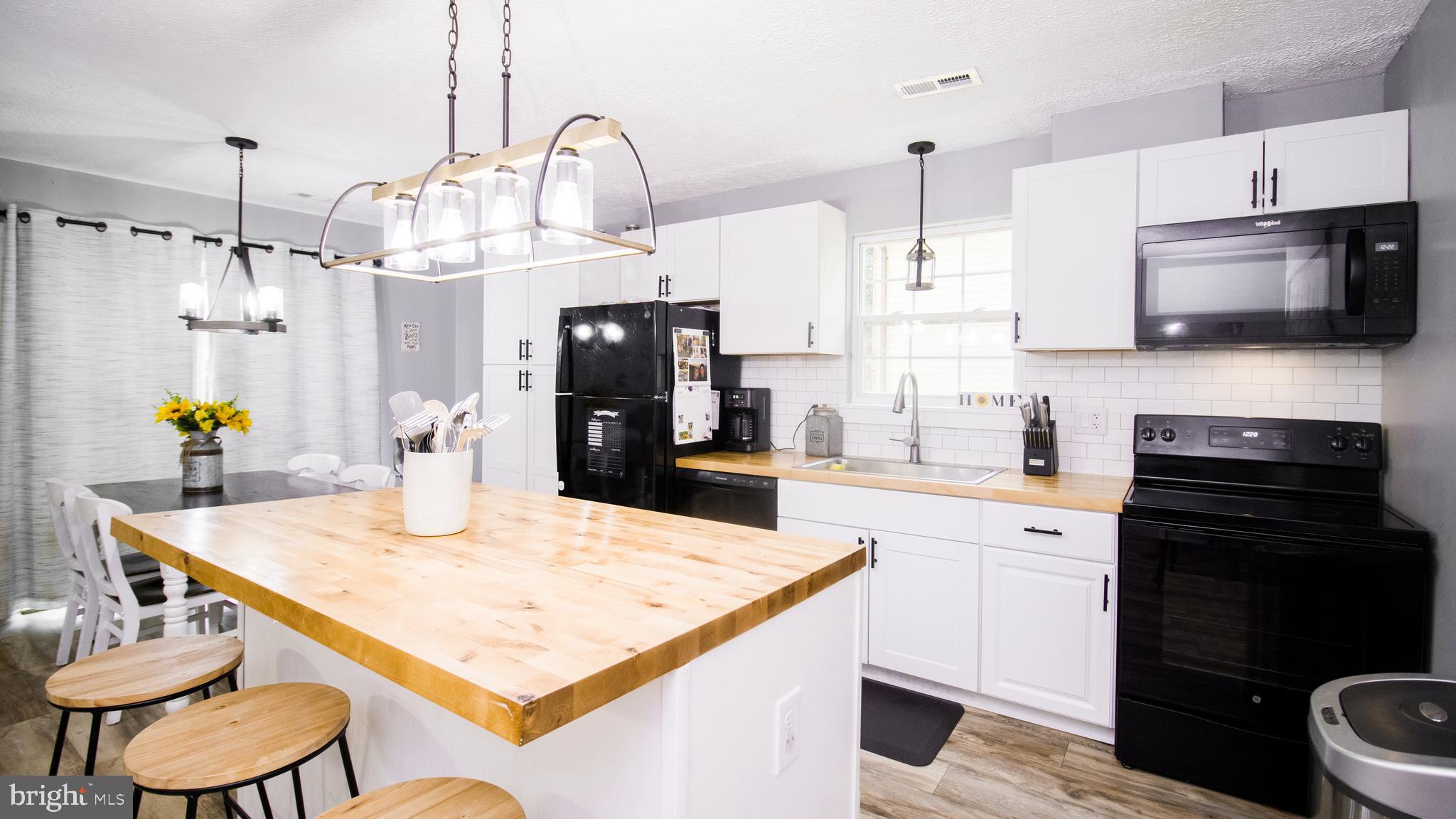 WHITE SANDS - Residential