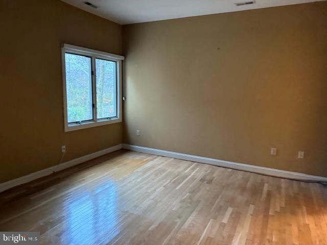 SANCTUARY AT SOUTH RIVER - Residential