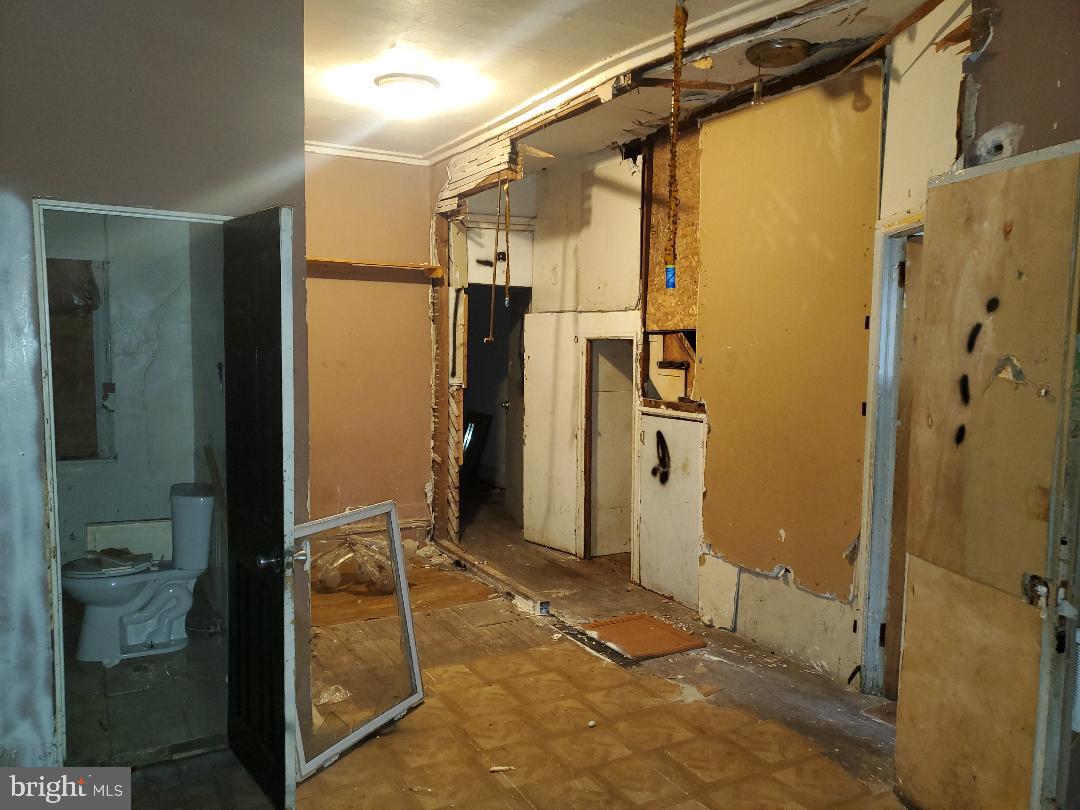 TEMPLE UNIVERSITY - Residential