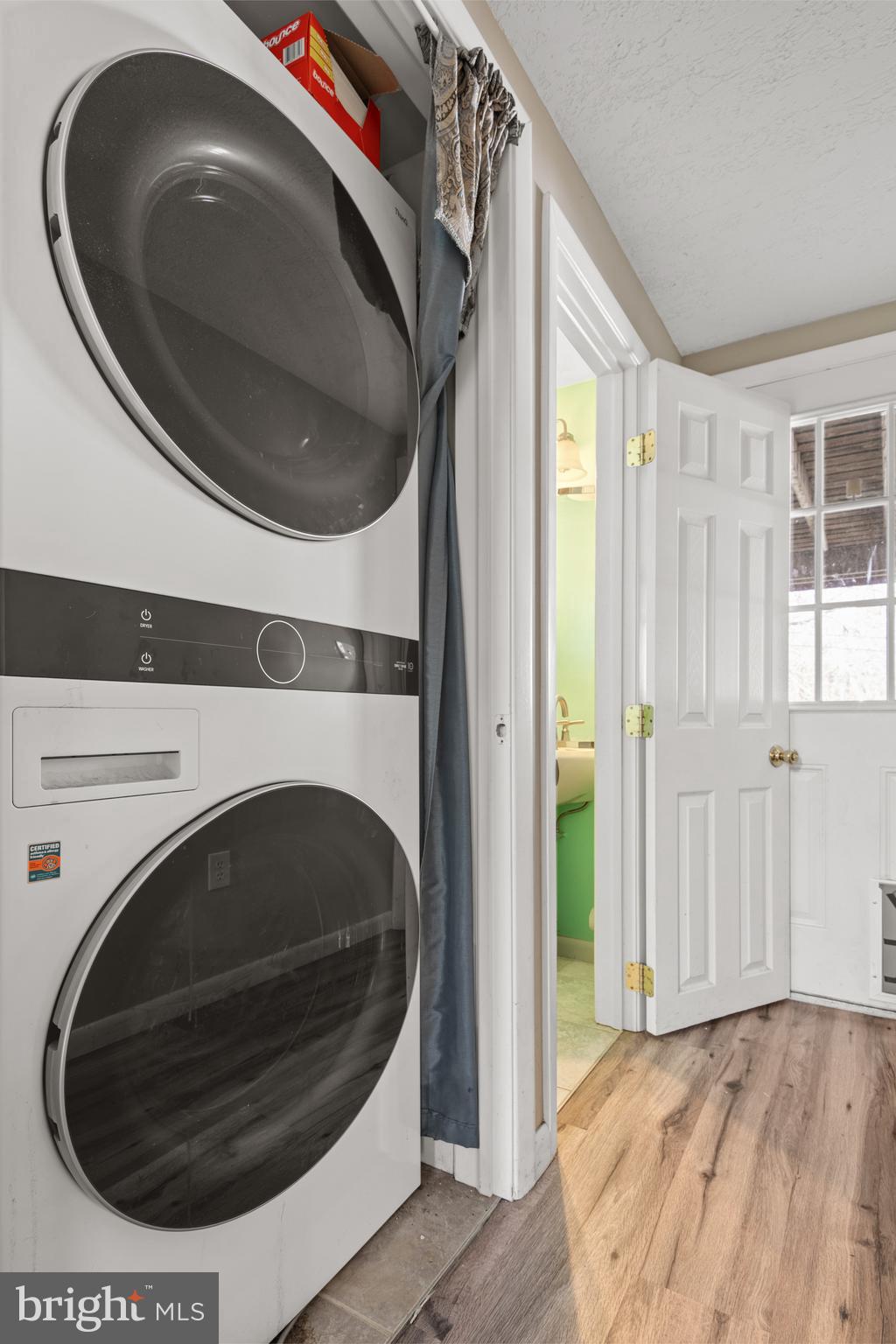 EDEN MANOR - Residential