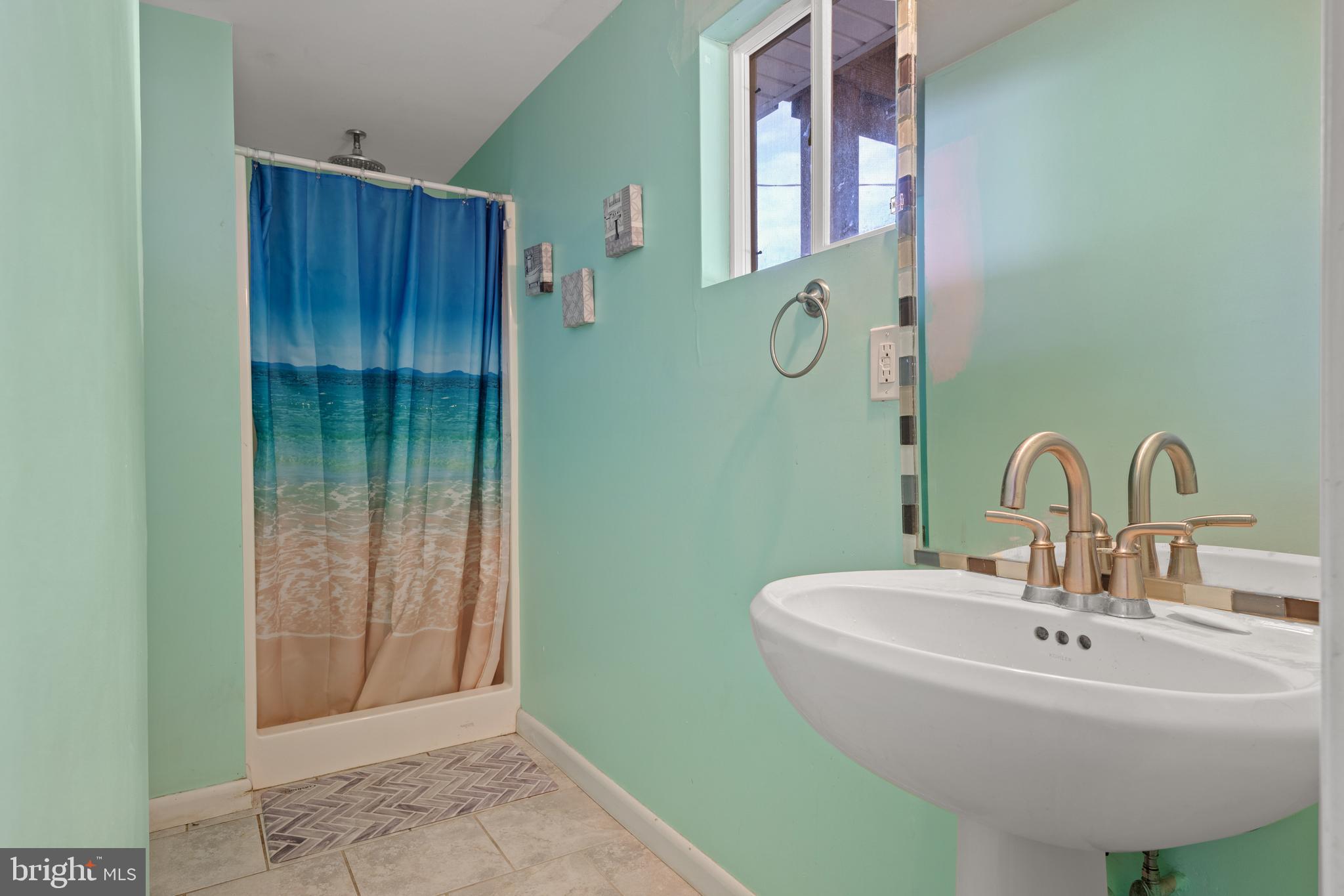 EDEN MANOR - Residential