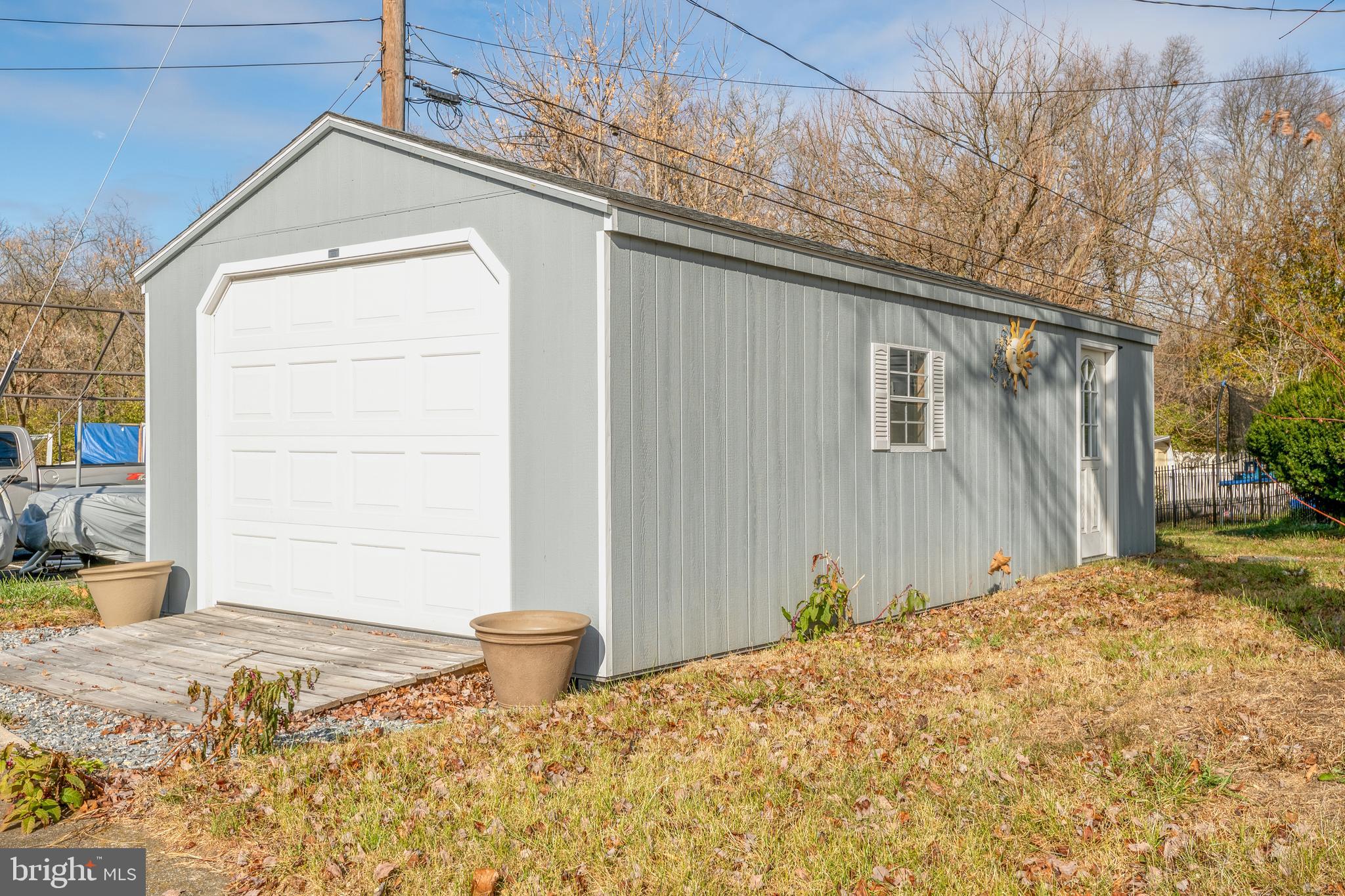 EDEN MANOR - Residential
