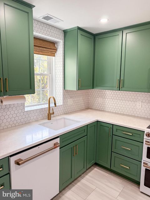 4710 30TH STREET S C1 ARLINGTON VA 22206