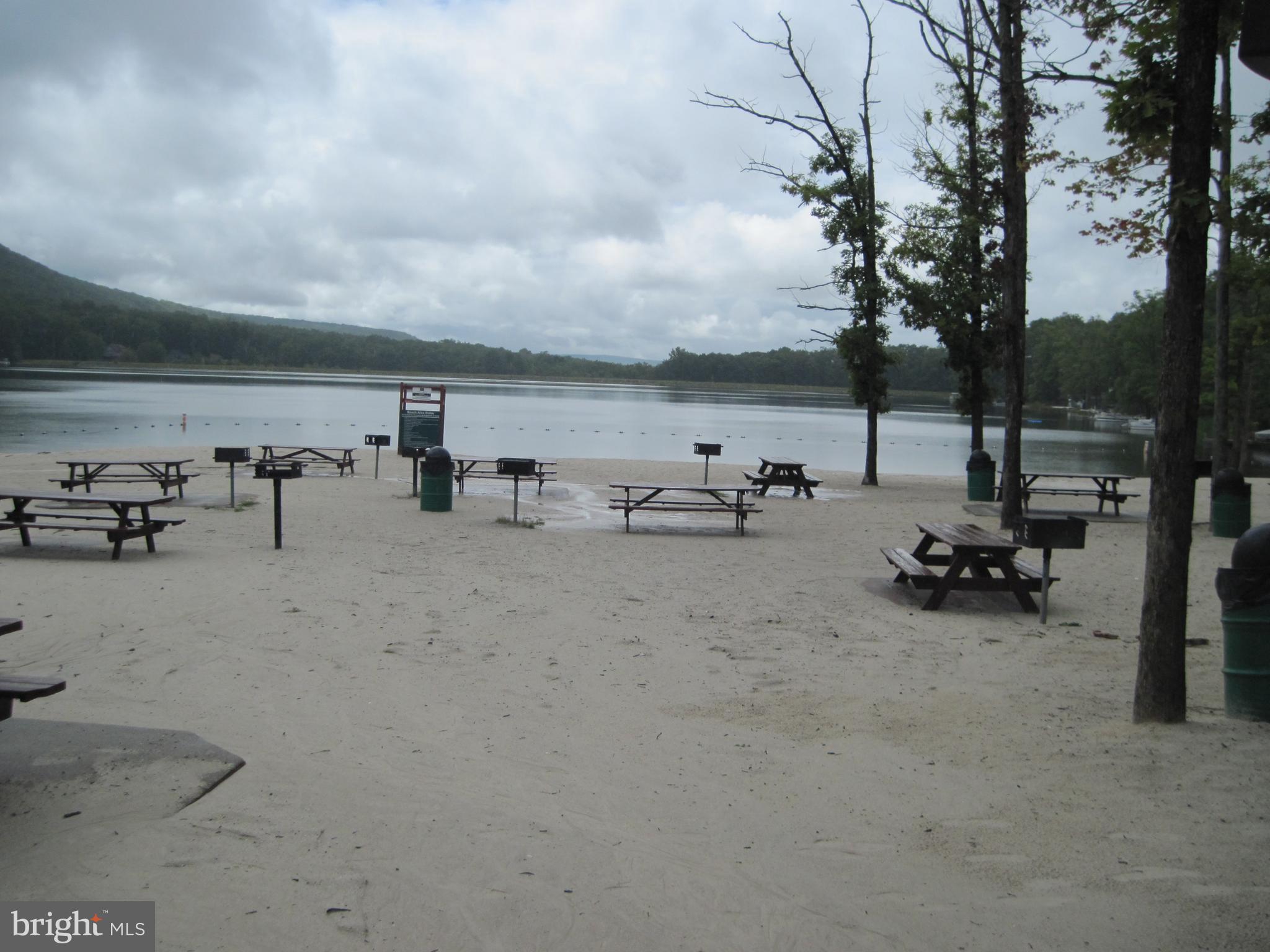 EAGLE ROCK RESORT - Land