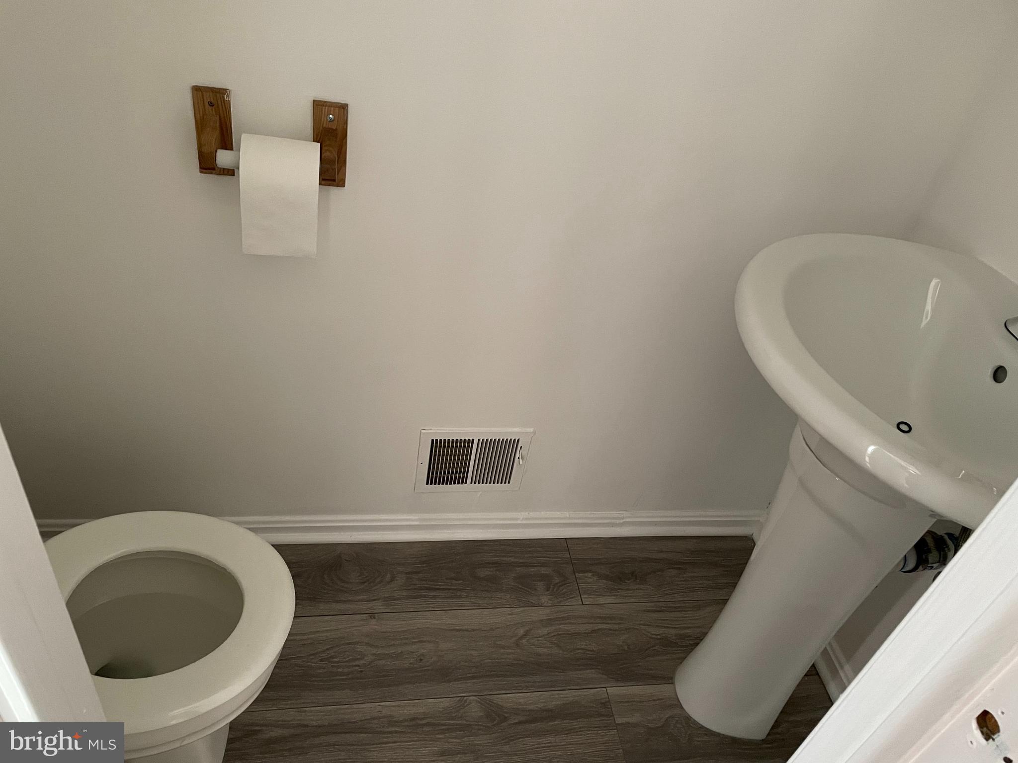 PARKWAY SQUARE PLAT ONE - Residential