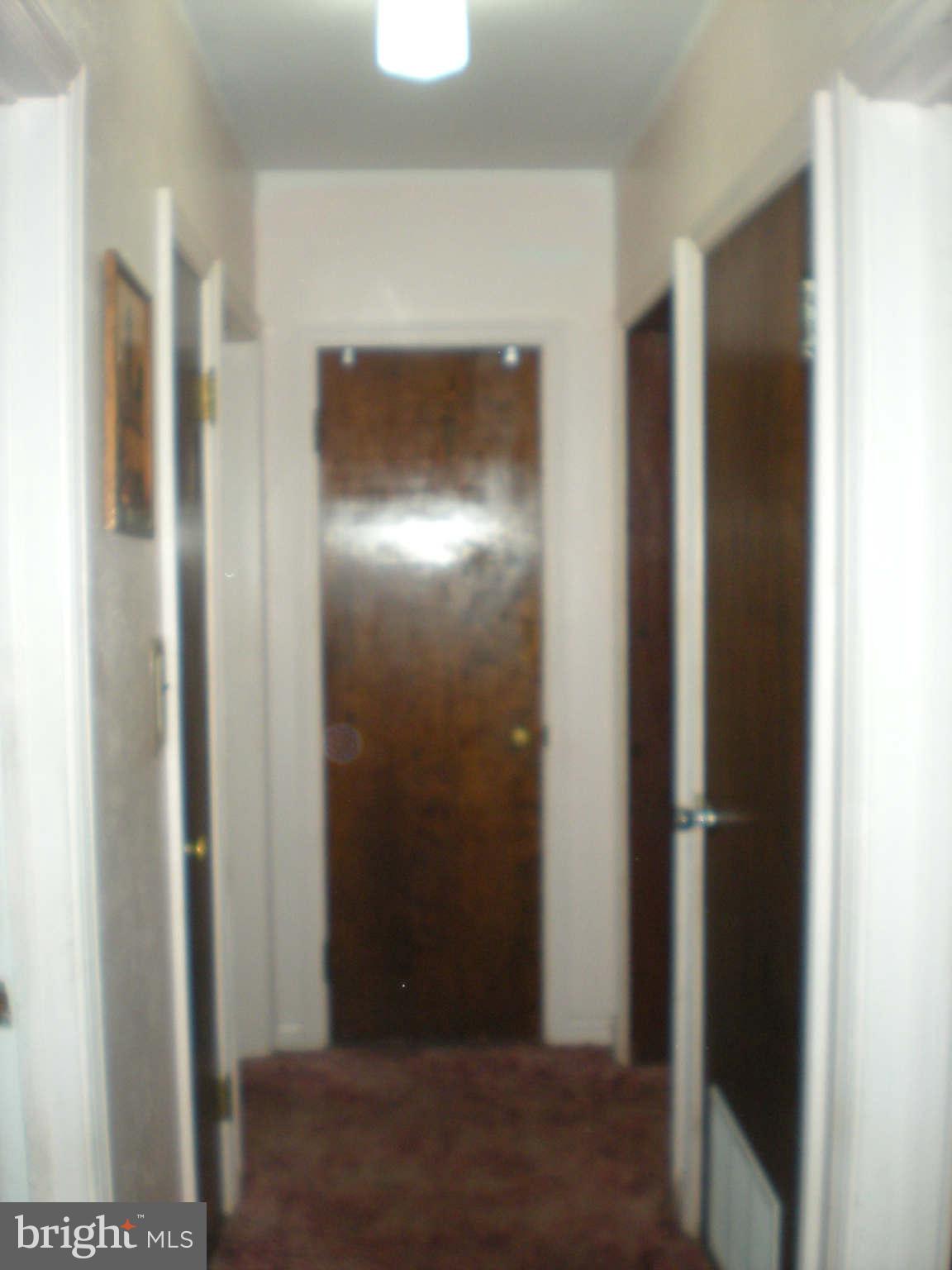 LANDSDOWNE - Residential