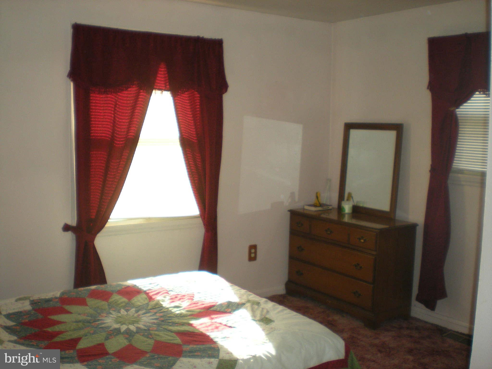 LANDSDOWNE - Residential