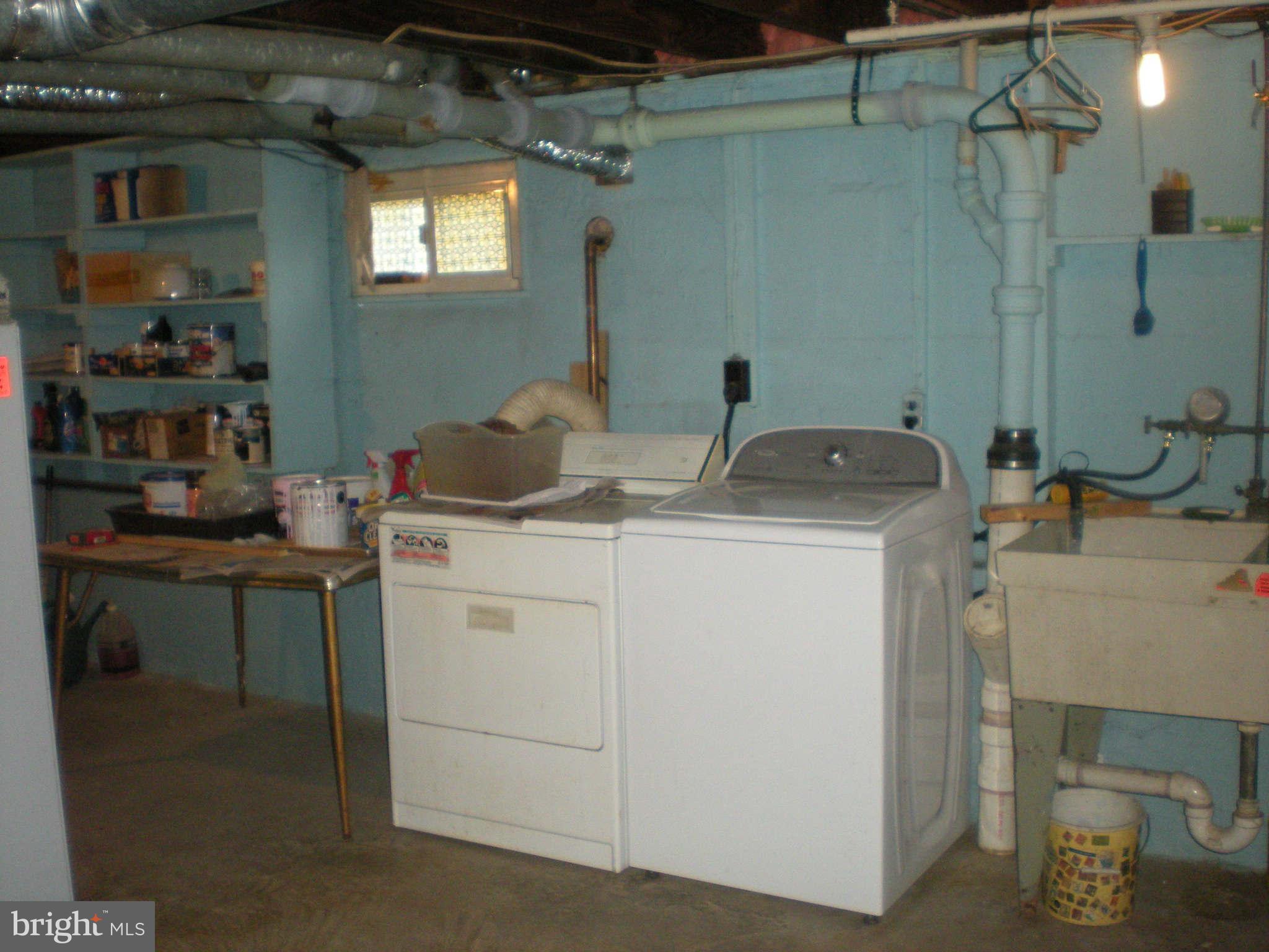 LANDSDOWNE - Residential