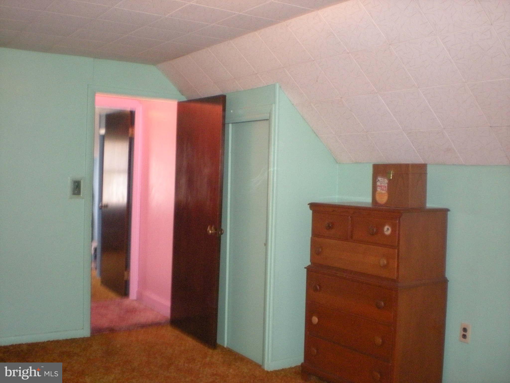 LANDSDOWNE - Residential