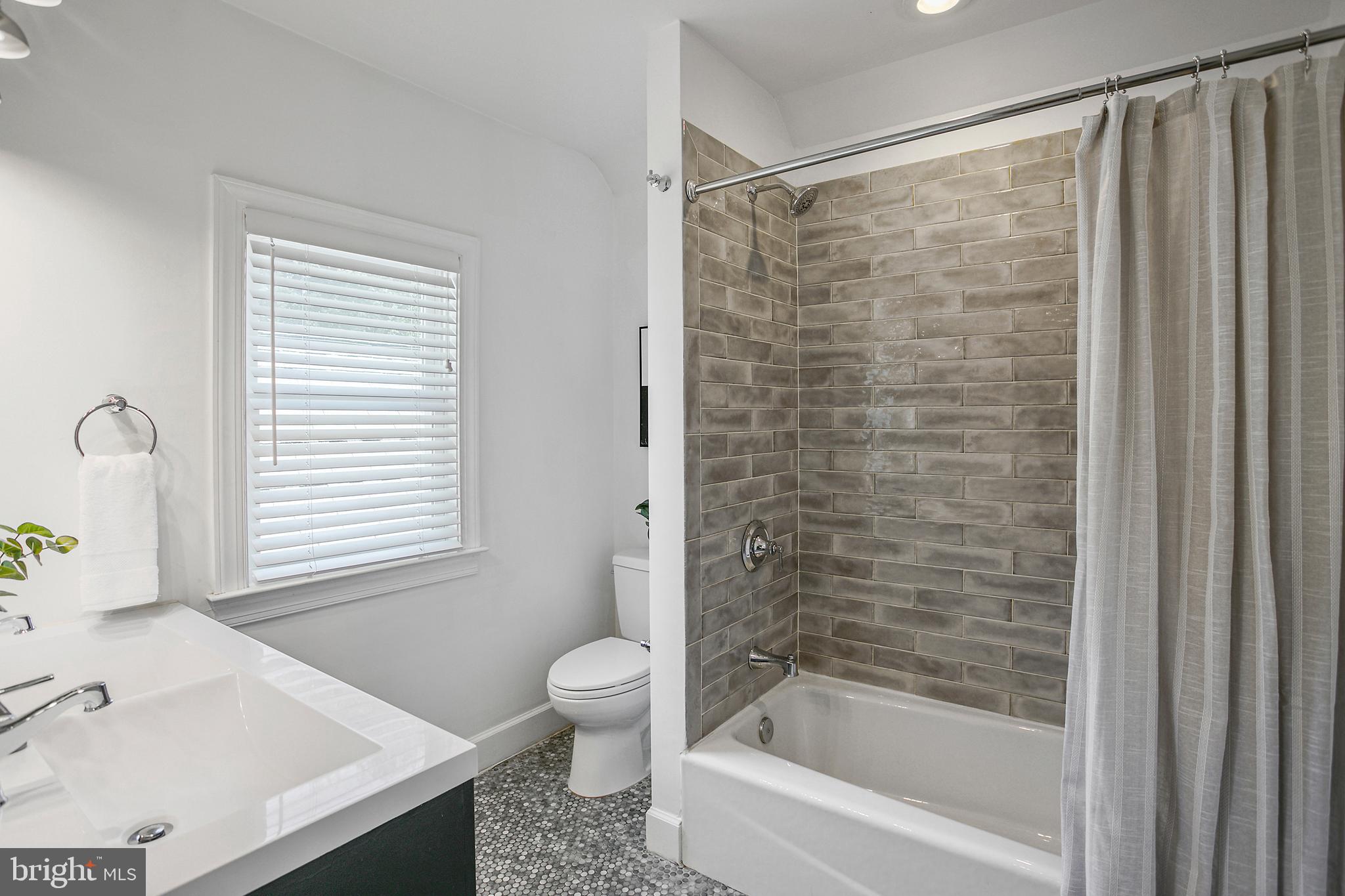 WAKEFIELD - Residential