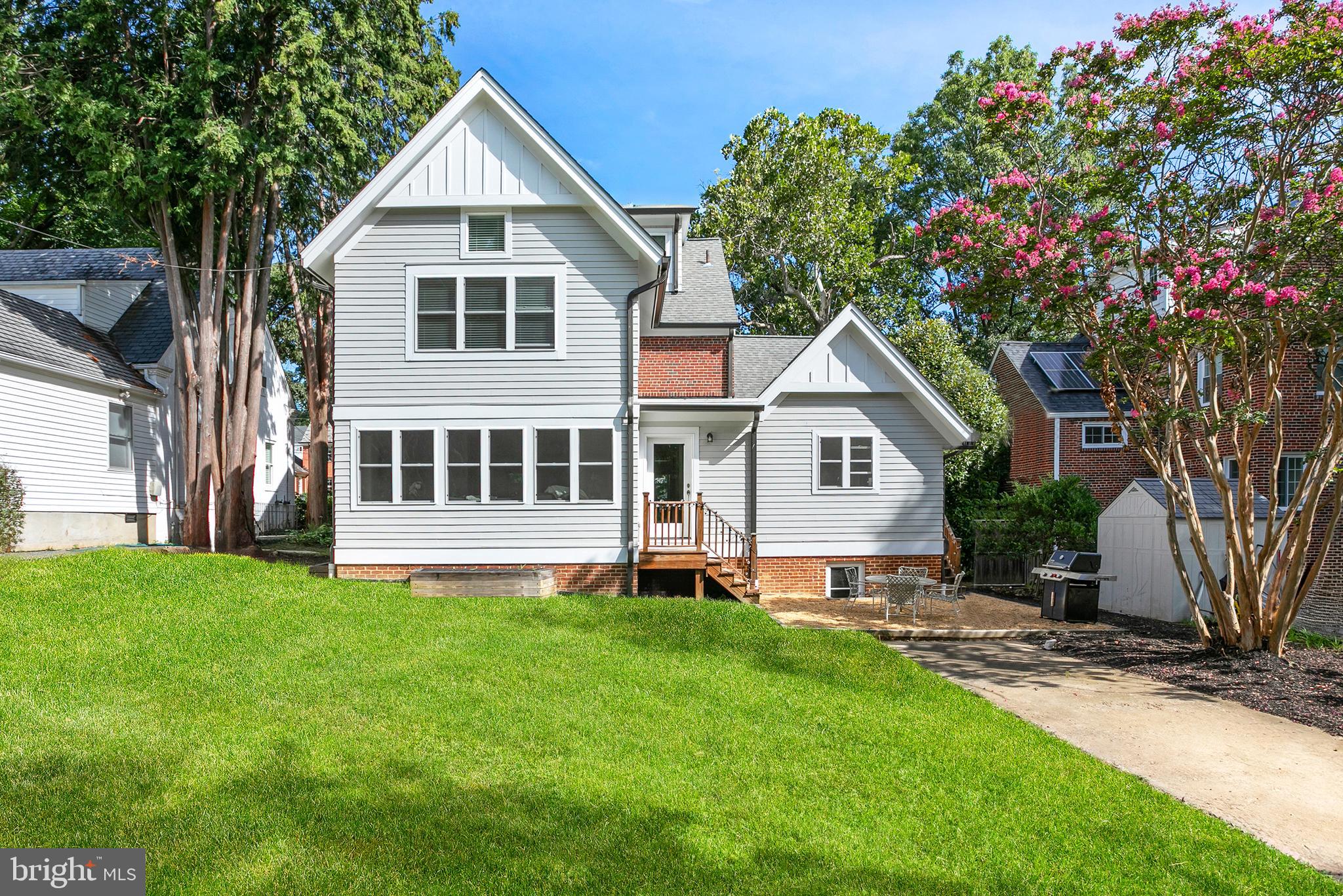WAKEFIELD - Residential