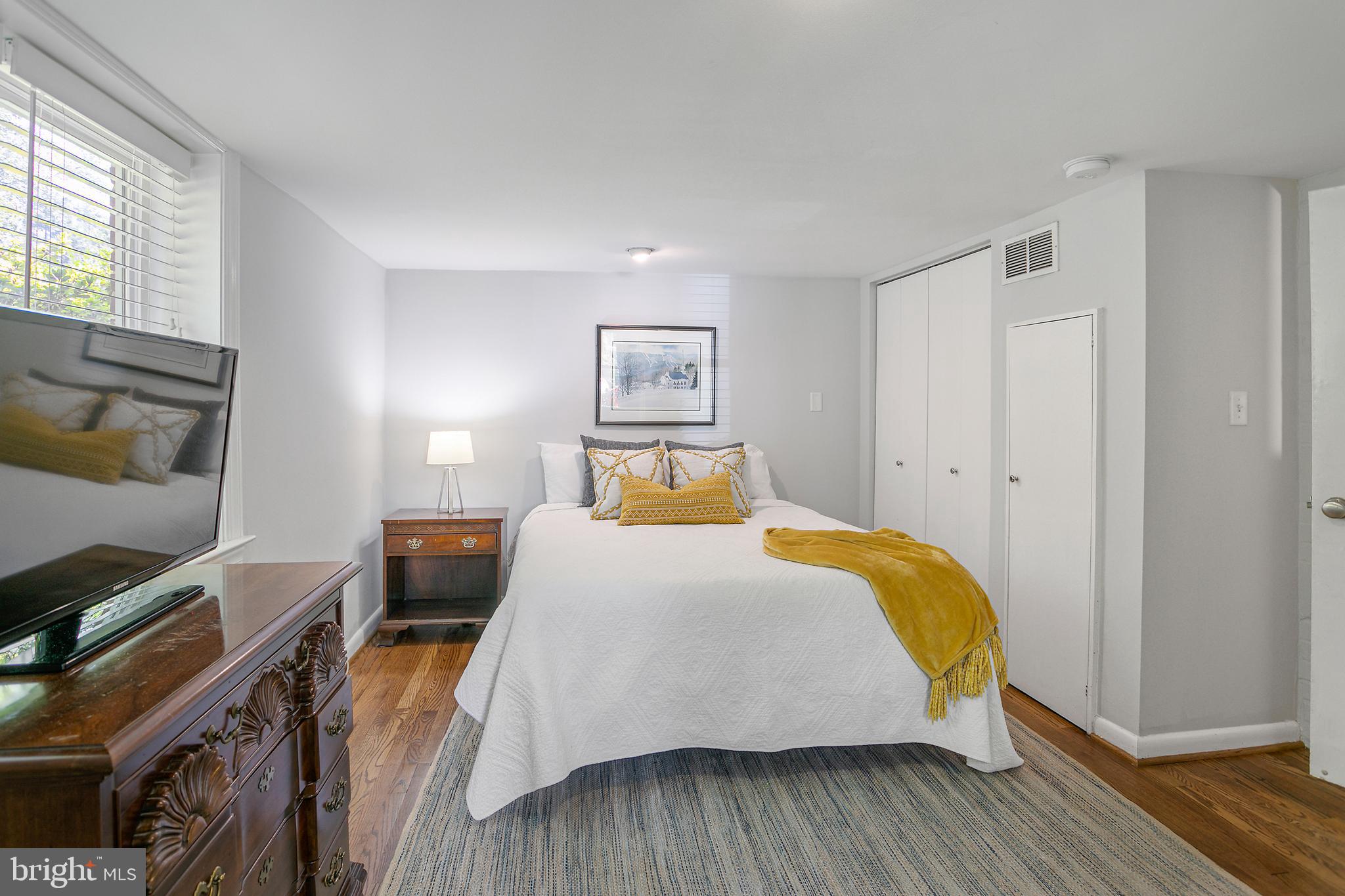 WAKEFIELD - Residential