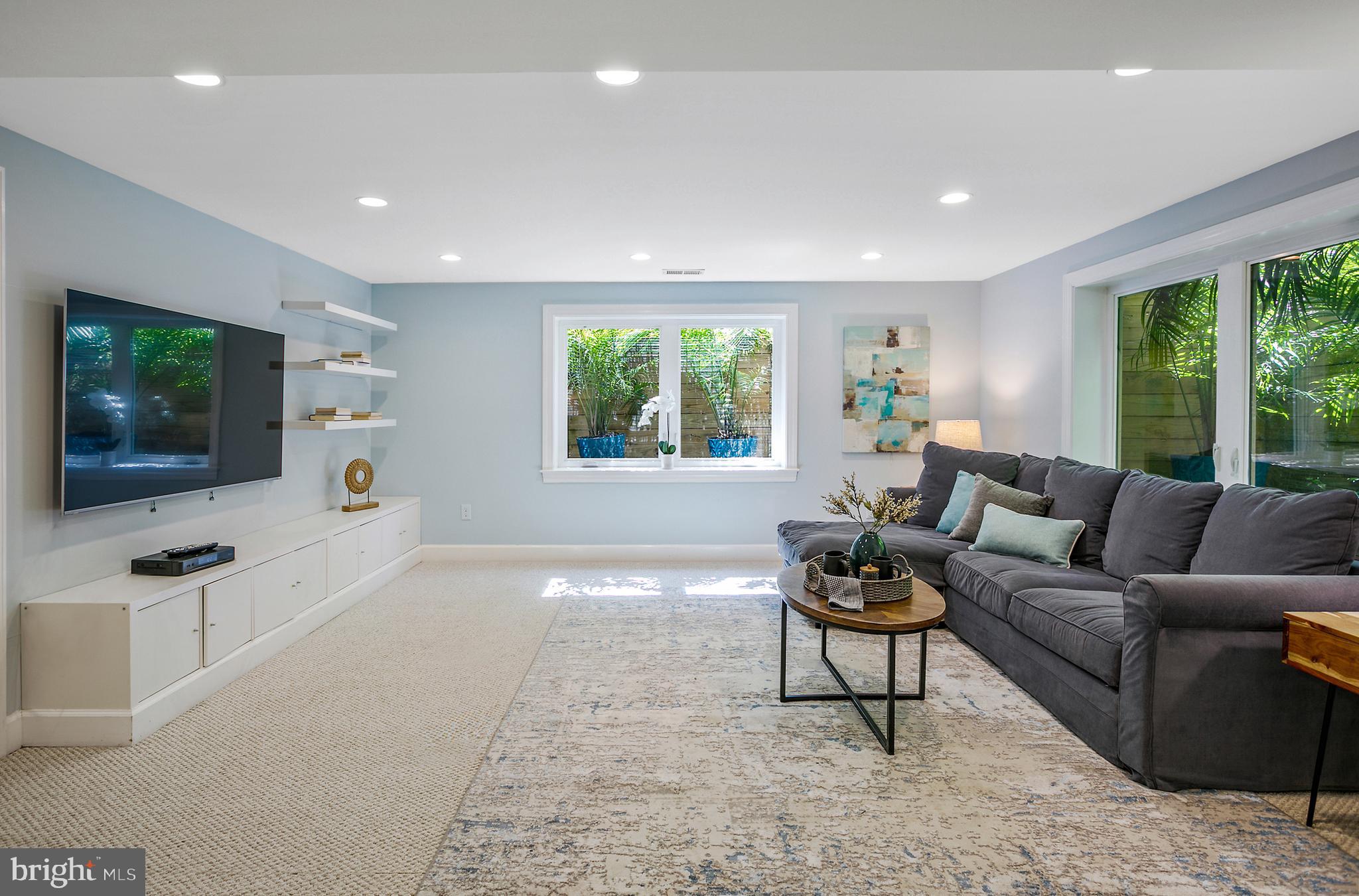 WAKEFIELD - Residential