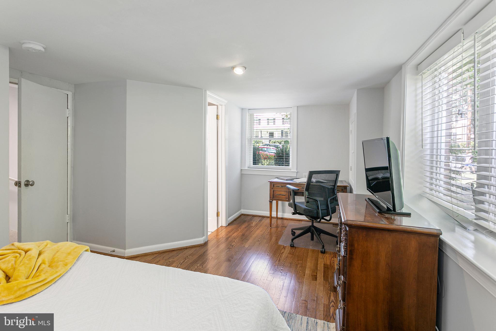 WAKEFIELD - Residential