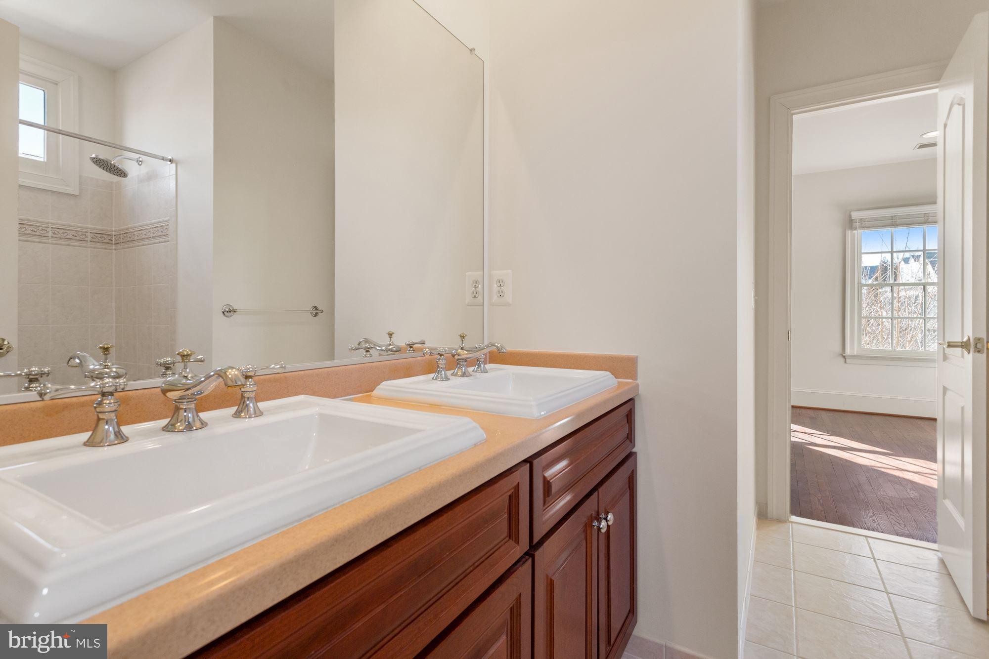 EVANS FARM - Residential