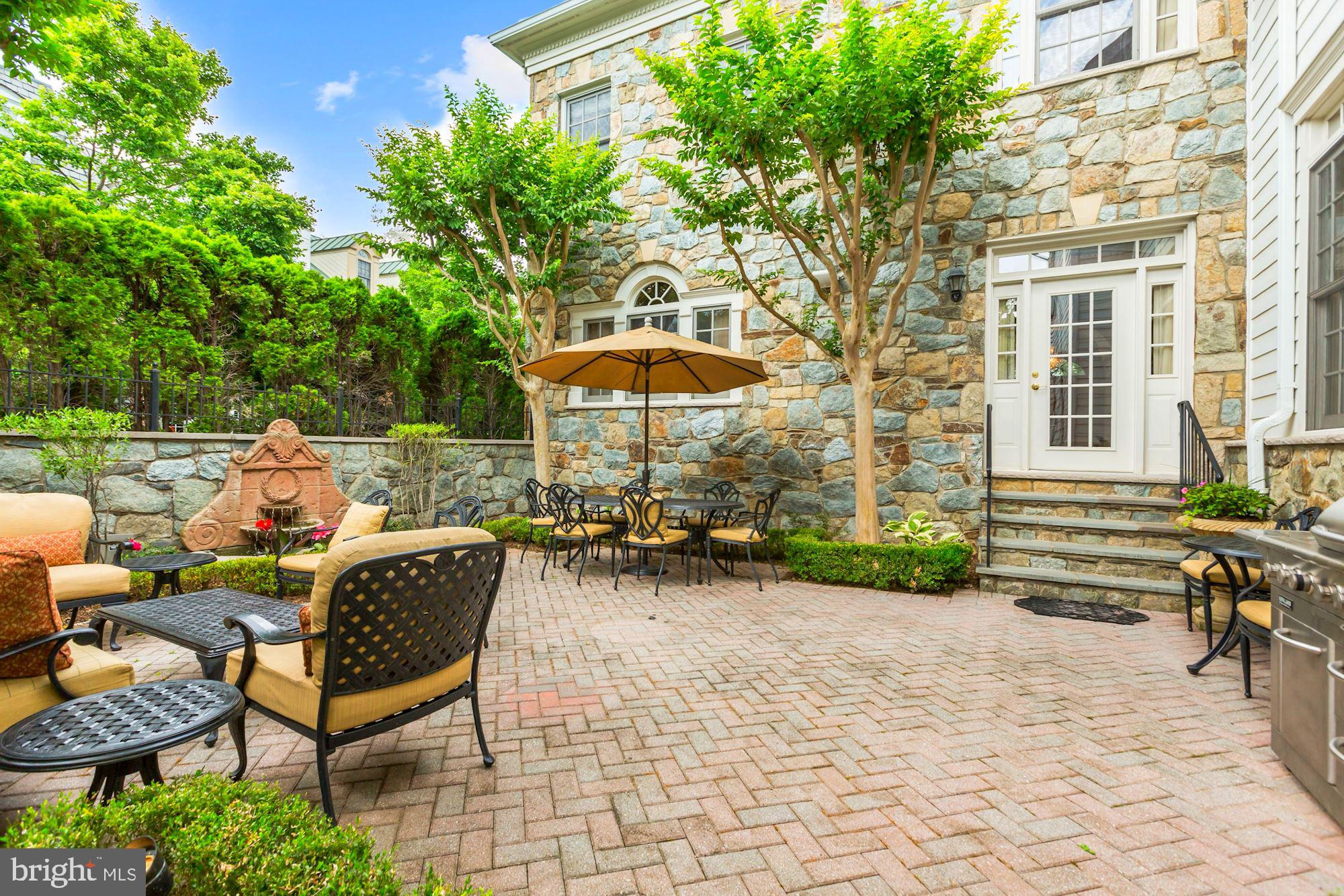 EVANS FARM - Residential