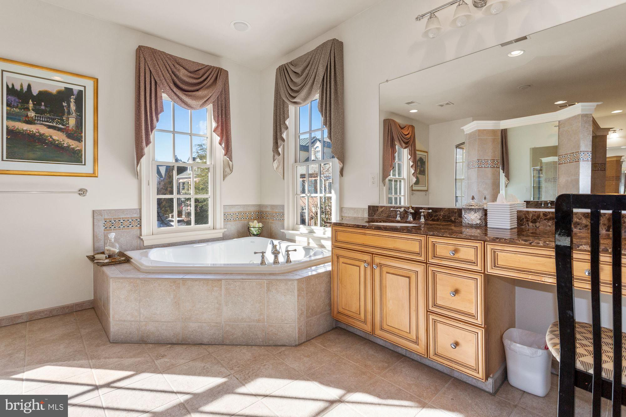 EVANS FARM - Residential