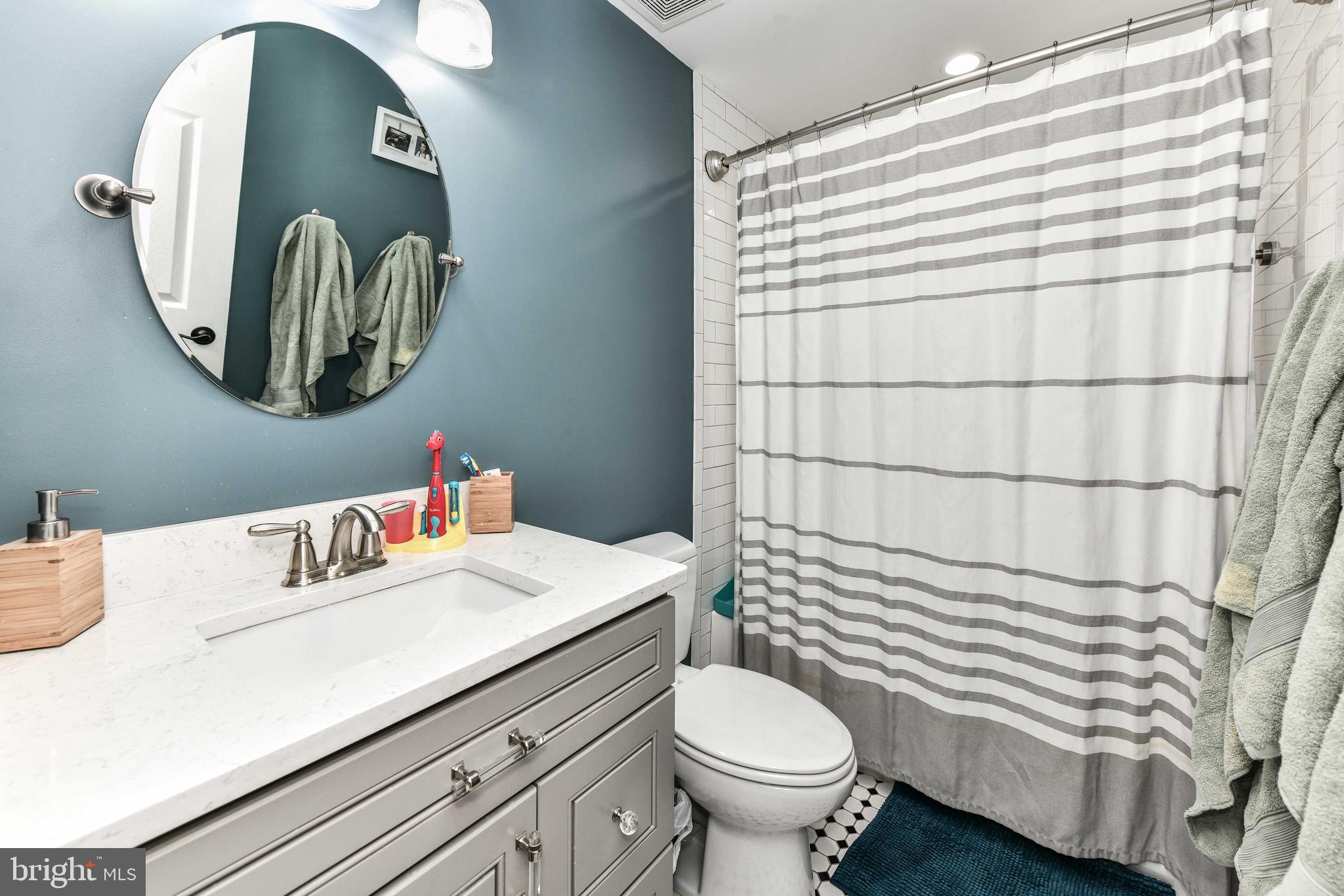 KINGSTON CHASE - Residential Lease