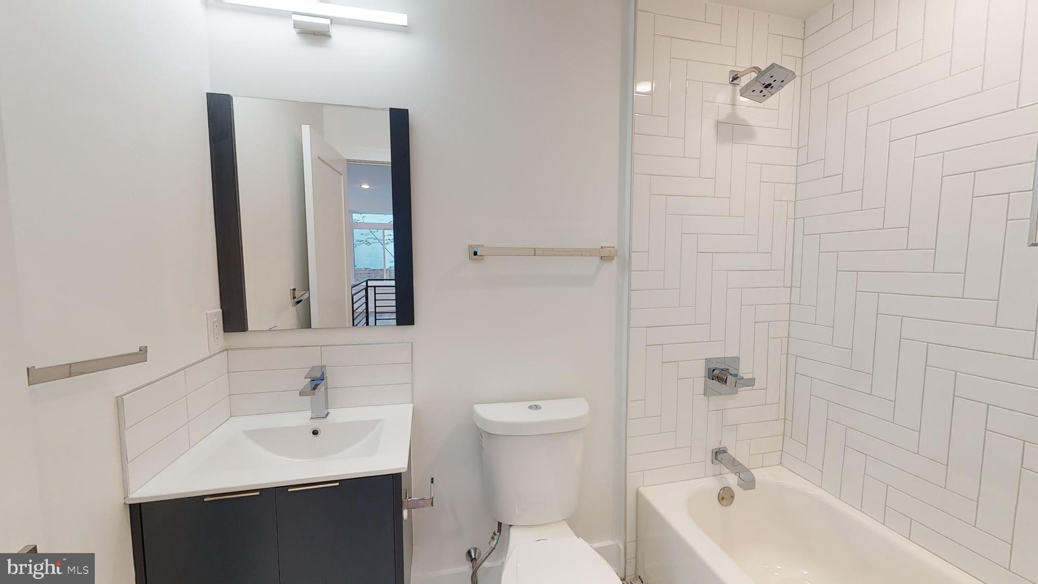 FRANCISVILLE - Residential Lease